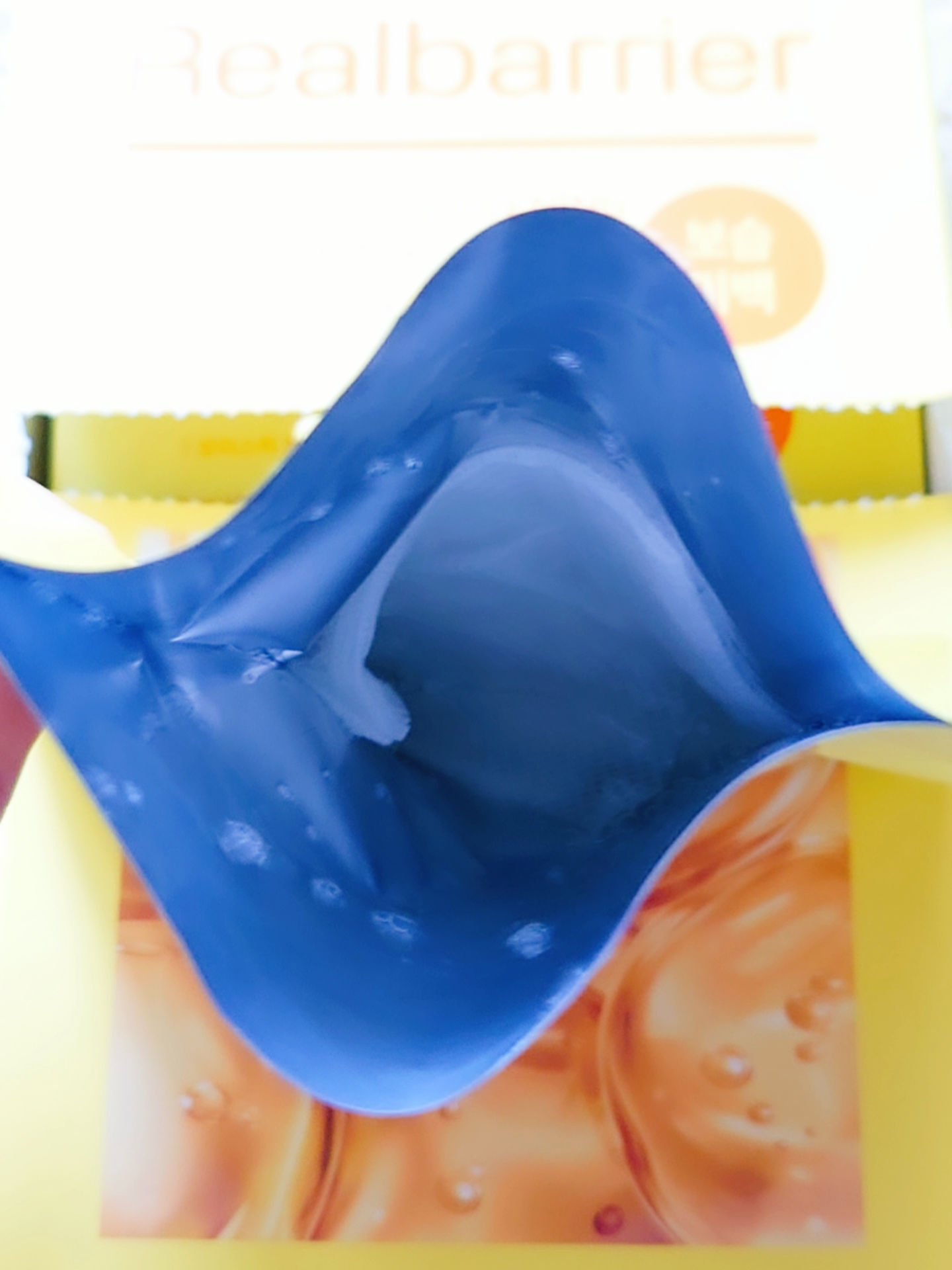 7モイスチャーブライトニングアンプルマスク/Real Barrier/シートマスク・パックを使ったクチコミ（2枚目）