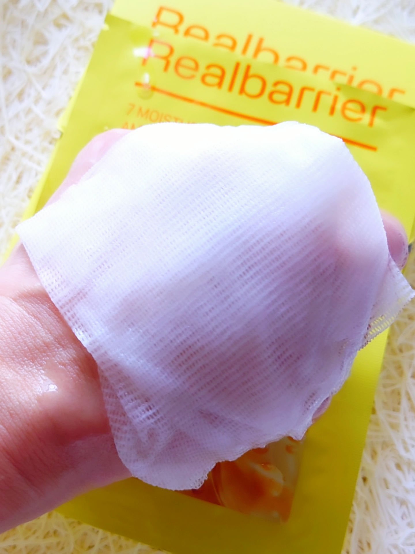 7モイスチャーブライトニングアンプルマスク/Real Barrier/シートマスク・パックを使ったクチコミ（3枚目）