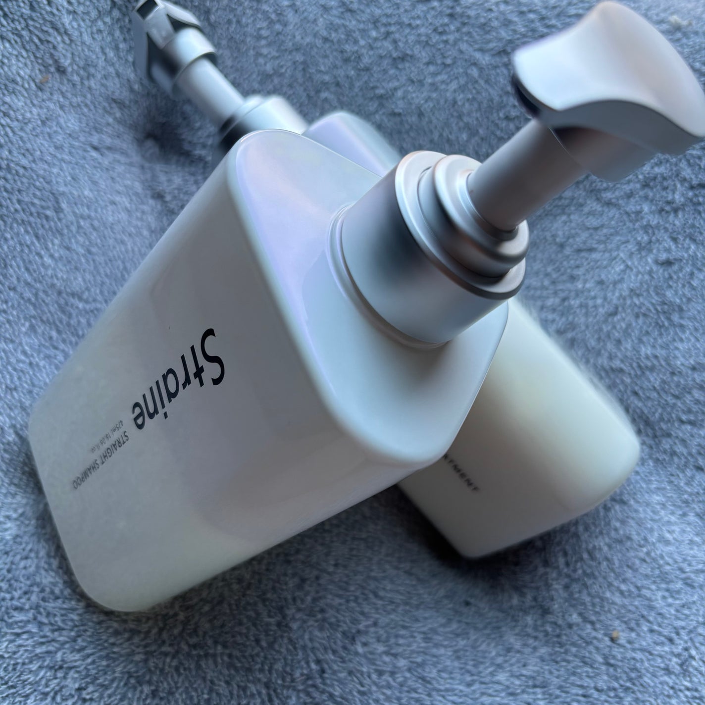 ストレートシャンプー/ストレートトリートメント ホワイトブロッサムの香り/Straine/市販シャンプーを使ったクチコミ(2枚目)