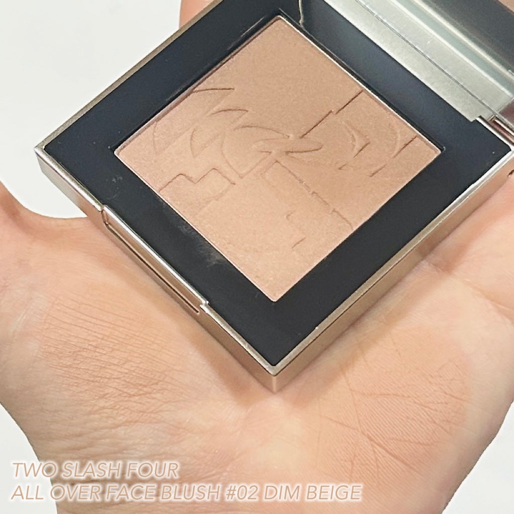 オールオーバーフェイスブラッシュ/TWO SLASH FOUR/パウダーチークを使ったクチコミ(1枚目)