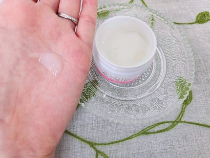 シルキラ18-シリカ(ケイ素)配合オールインワンジェル しっとり/シルキラ/フェイスクリームを使ったクチコミ(5枚目)