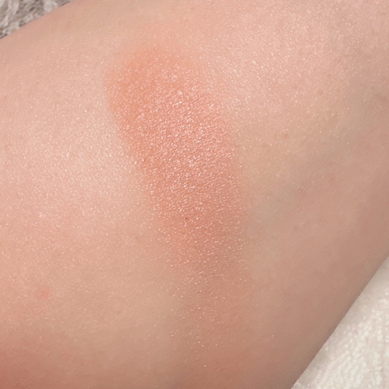 シェルズジュエルコレクション サテンチーク/FlowerKnows/パウダーチークを使ったクチコミ（3枚目）