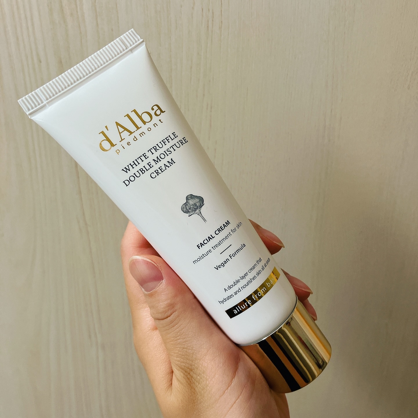 ホワイトトリュフダブルモイスチャークリーム/ダルバ/フェイスクリームを使ったクチコミ（2枚目）