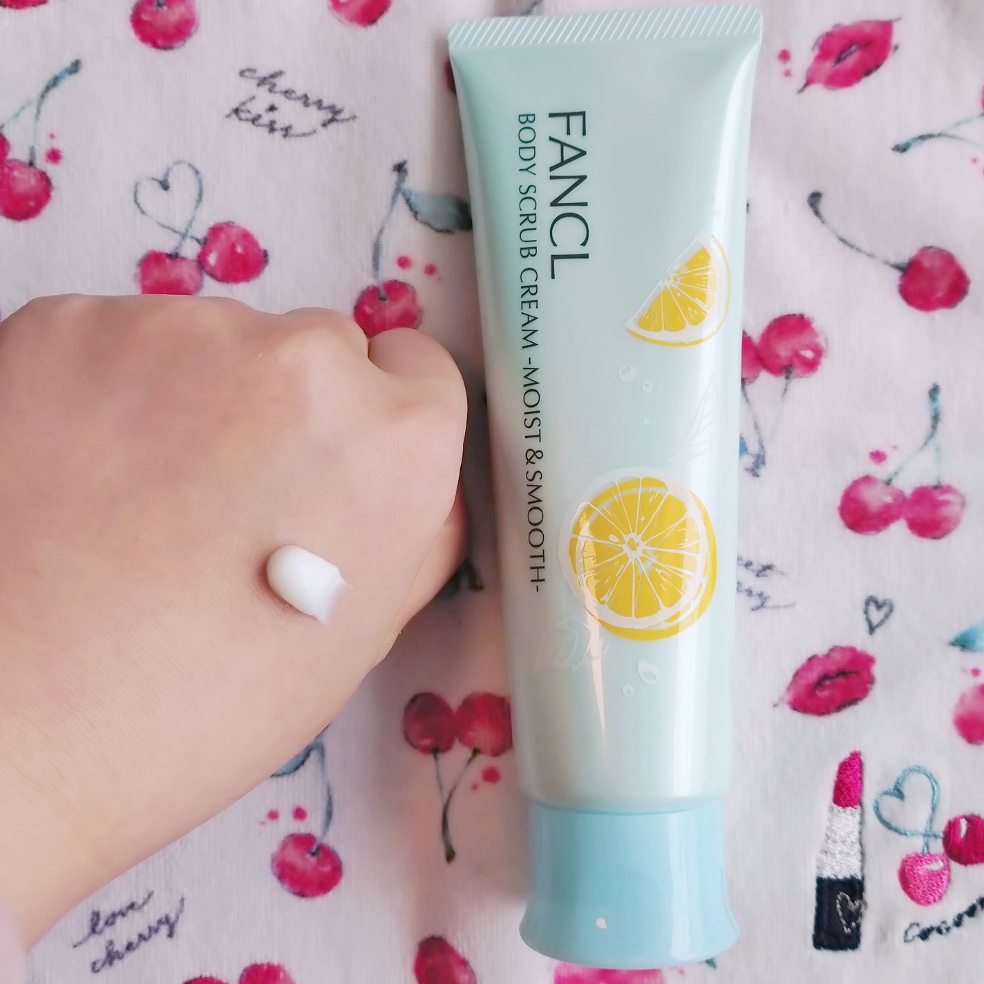 ボディスクラブクリーム 〈モイスト&スムース〉/ファンケル/ボディスクラブを使ったクチコミ(2枚目)