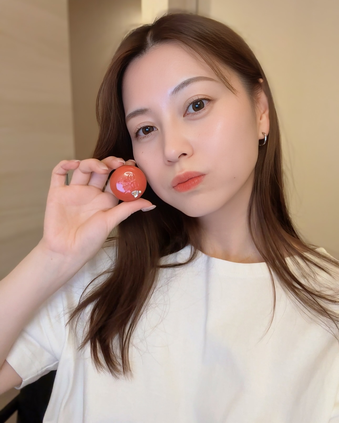 色々悩んで、この色に決めたよ💄⟡.·
かわいい〜♥

#韓国コスメ 
#コスメ 
#メイク
#リップ 
#美容 
#プチプラ 
#fwee 
#購入品紹介 