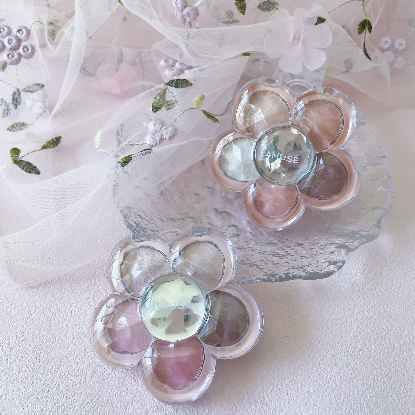 フローラアイパレット/AMUSE/アイシャドウを使ったクチコミ(4枚目)