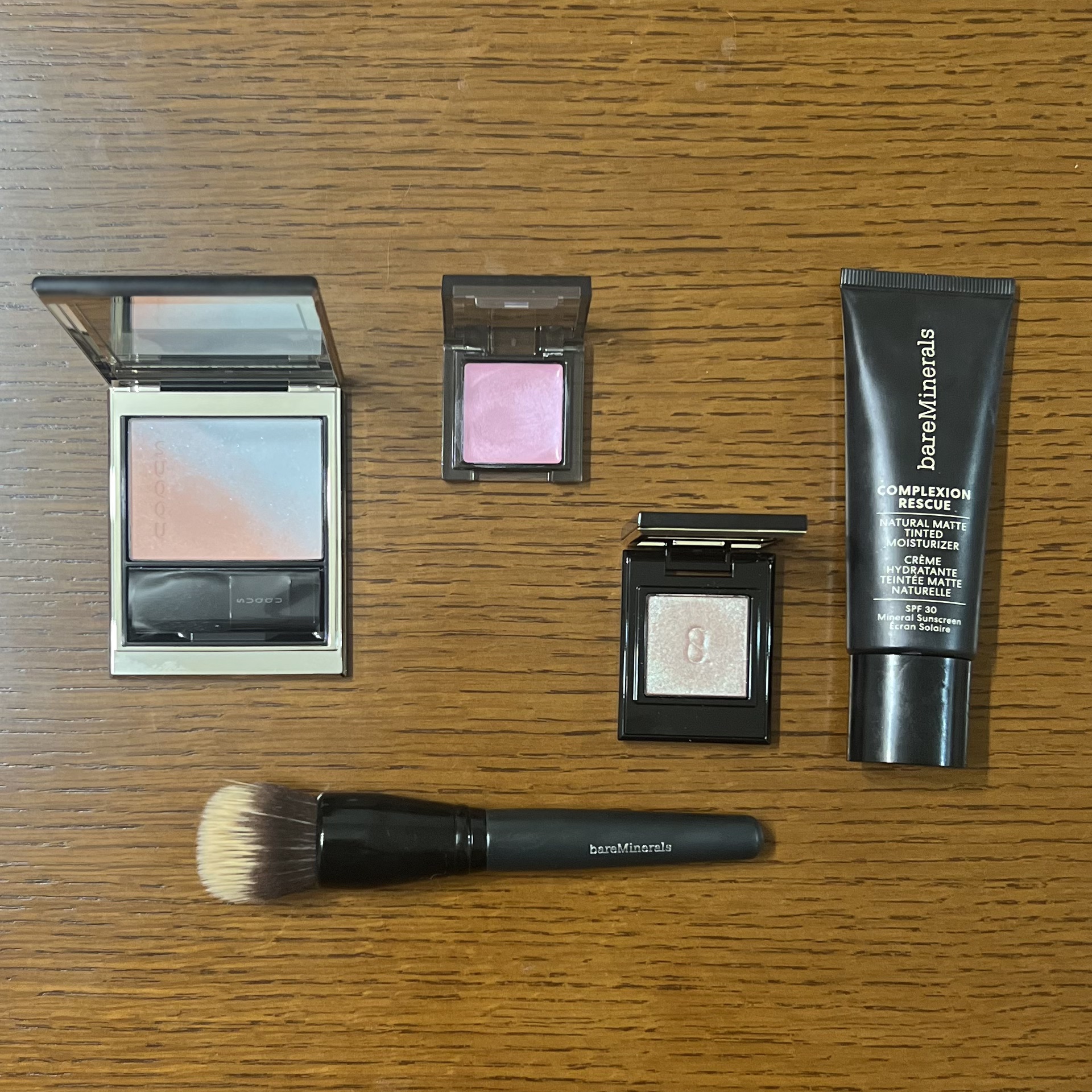 セルヴォーク インフィニトリー カラー N EX03 Saucy Girl/Celvoke/単色アイシャドウを使ったクチコミ（2枚目）