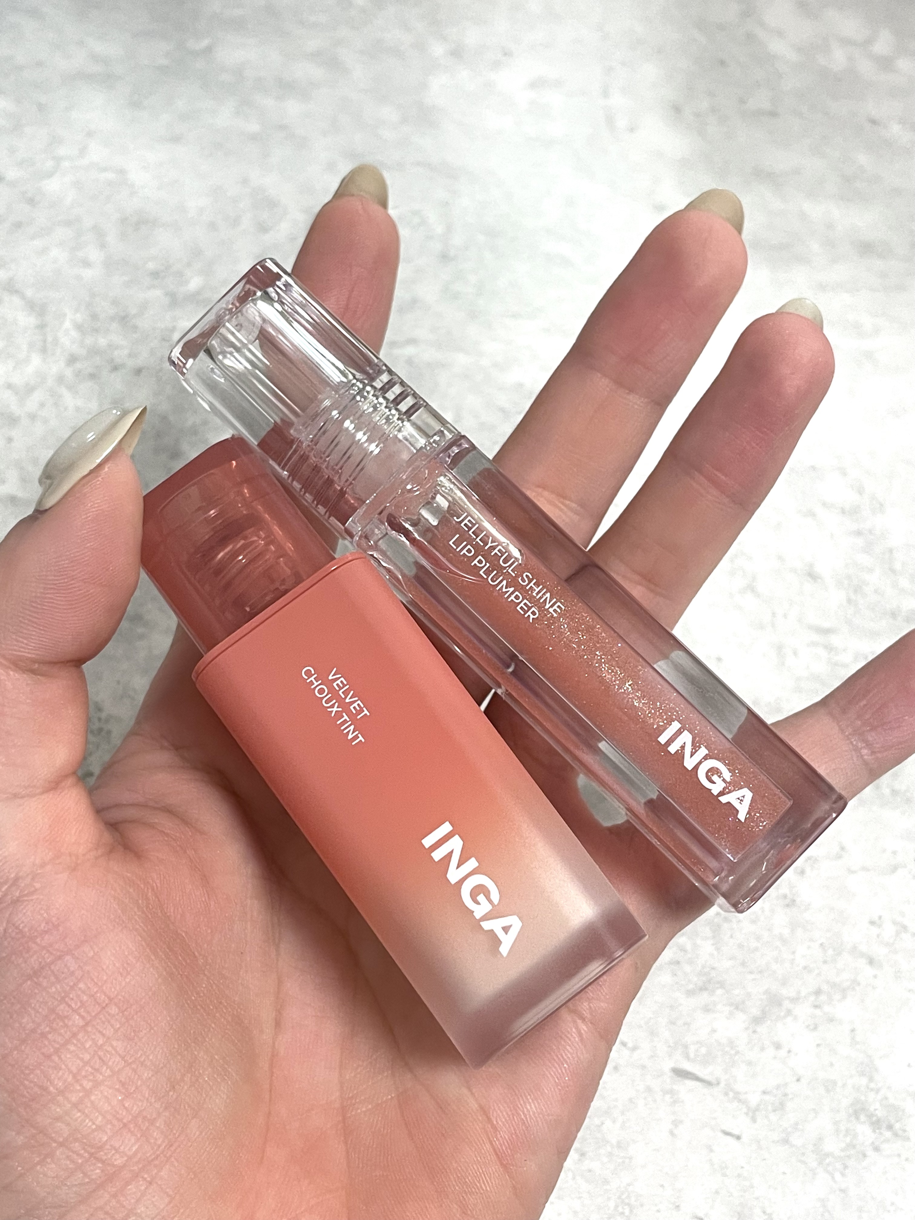 ベルベットシューティント/INGA/リップティントを使ったクチコミ（1枚目）