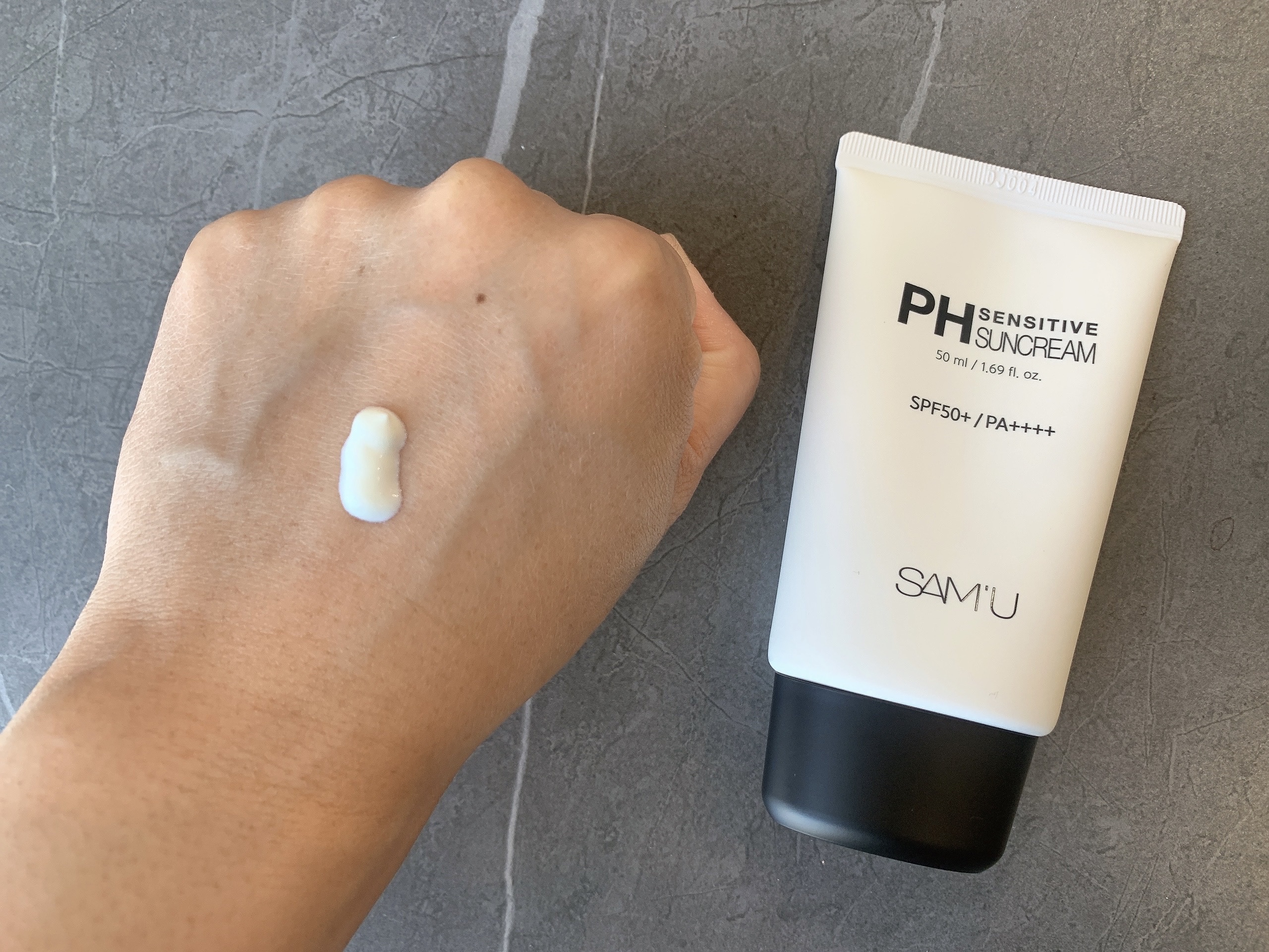 サミュ PHセンシティブサンクリーム/SAM'U/日焼け止めクリームを使ったクチコミ（2枚目）