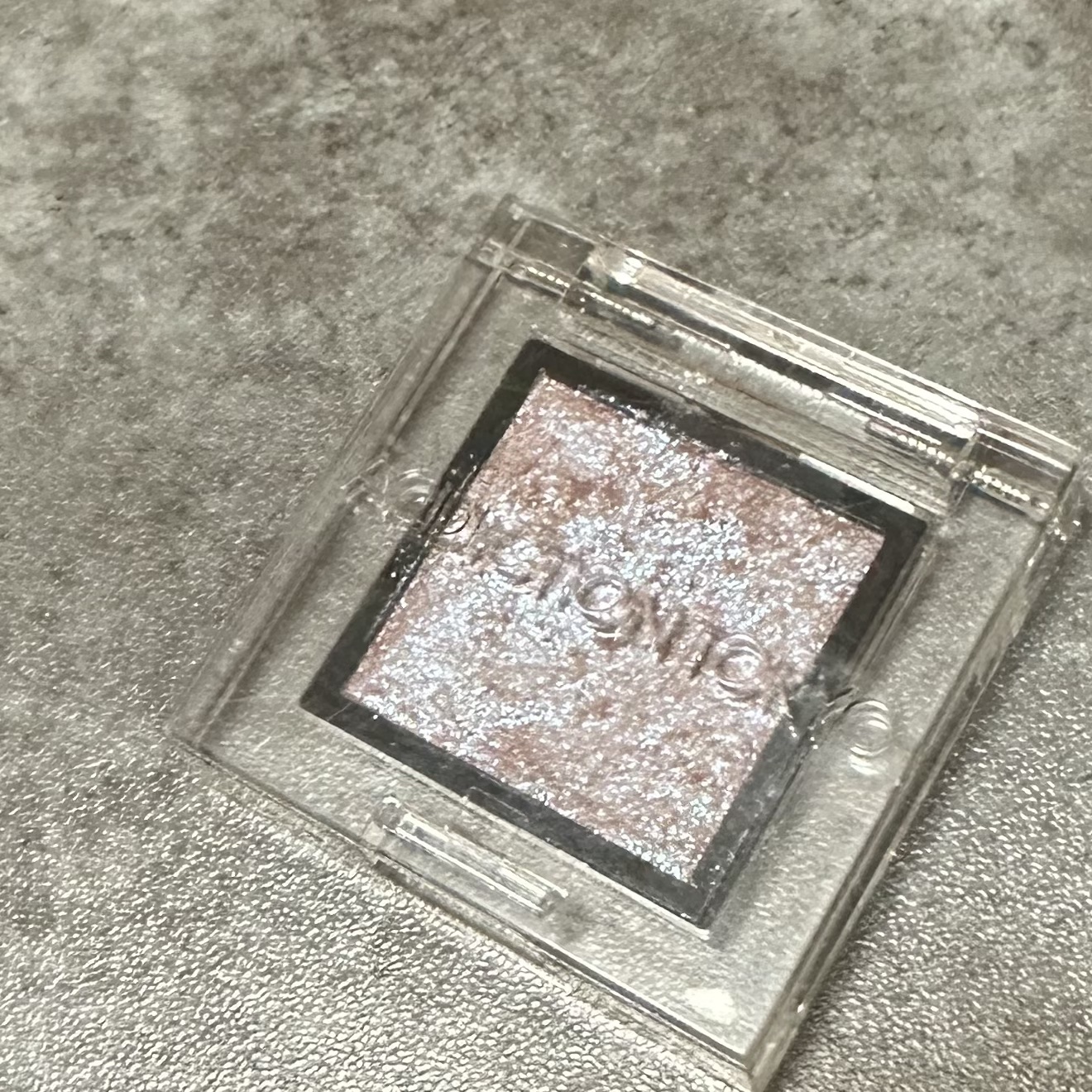 アディクション ザ アイシャドウ スパークル/ADDICTION/単色アイシャドウを使ったクチコミ（3枚目）