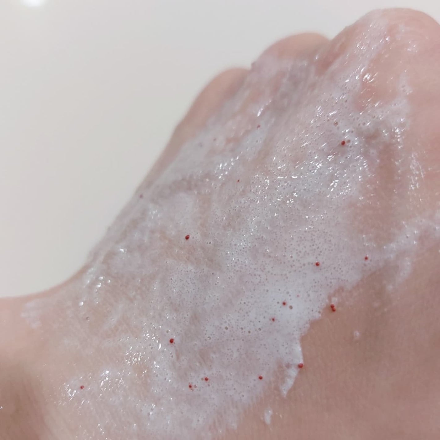 暁子 on LIPS 「甘ったるい香りが好きな方におすすめ。リニューアルしたダヴの生ク..」(5枚目)