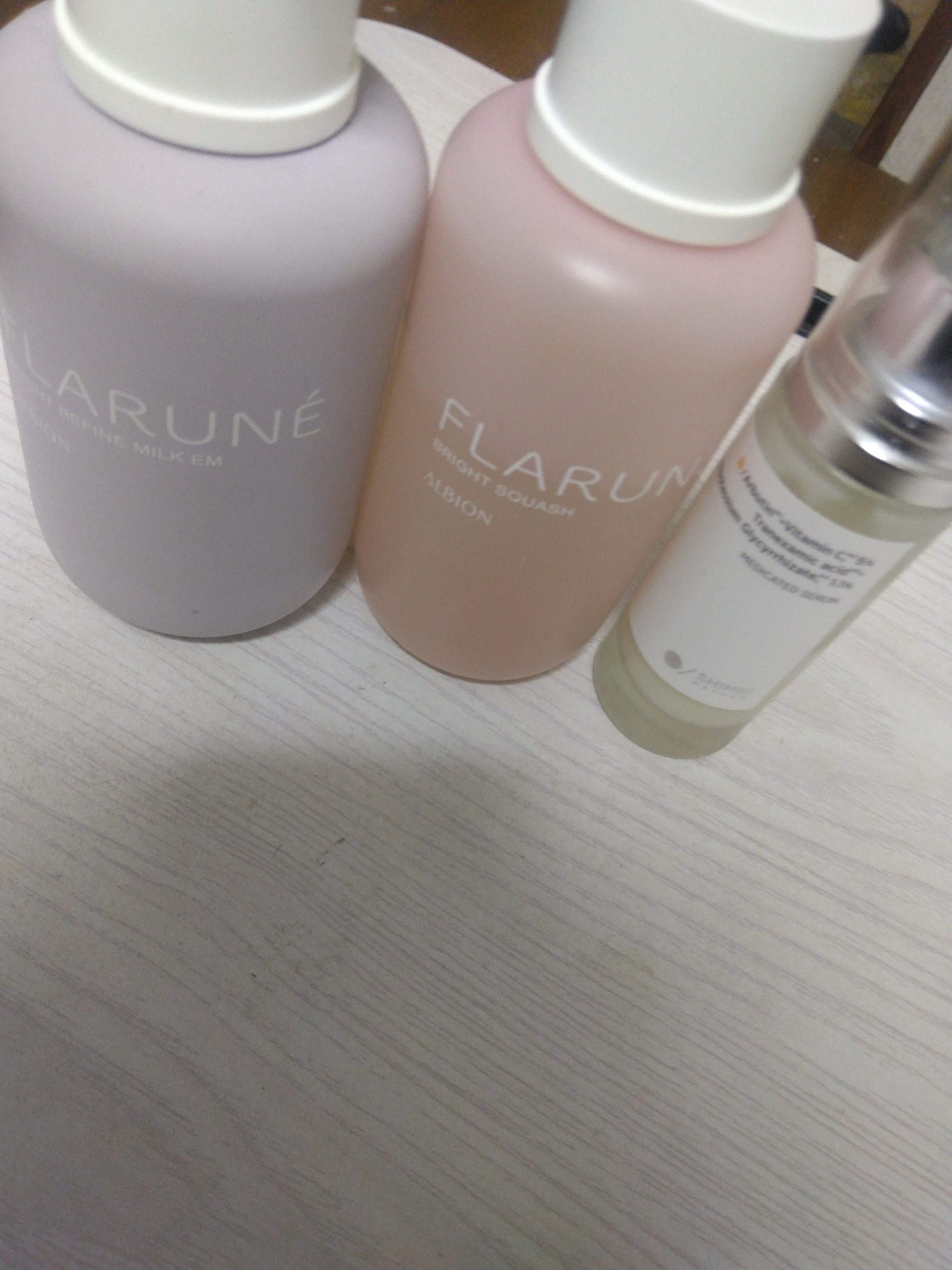 薬用ダブルホワイトニングセラムA【医薬部外品】 /SHIMBI METHOD/美容液を使ったクチコミ（2枚目）