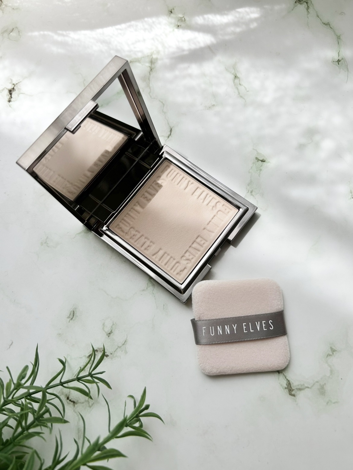 ソフトマットプレストパウダー/FUNNY ELVES方里/プレストパウダーを使ったクチコミ（1枚目）