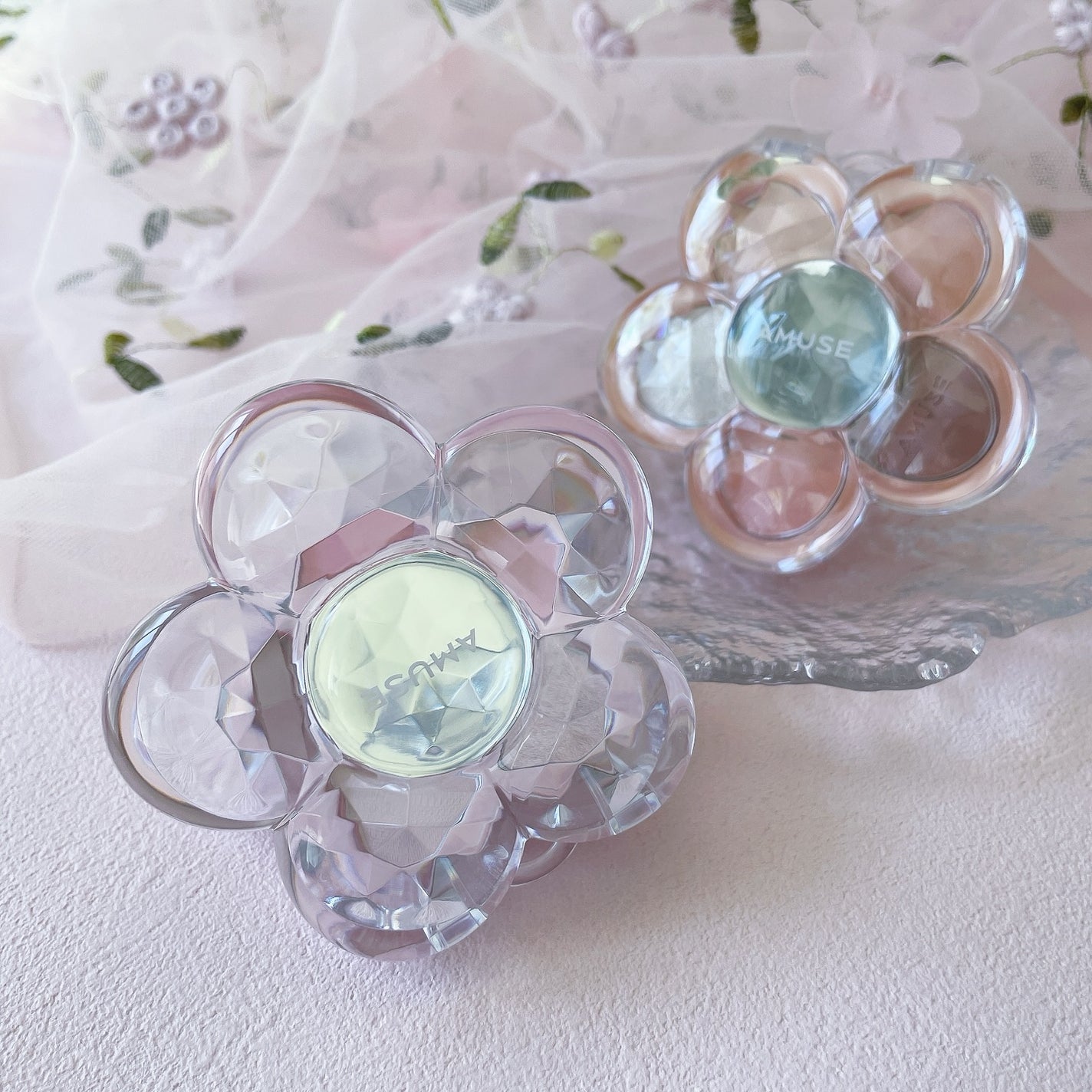 フローラアイパレット/AMUSE/アイシャドウを使ったクチコミ(2枚目)