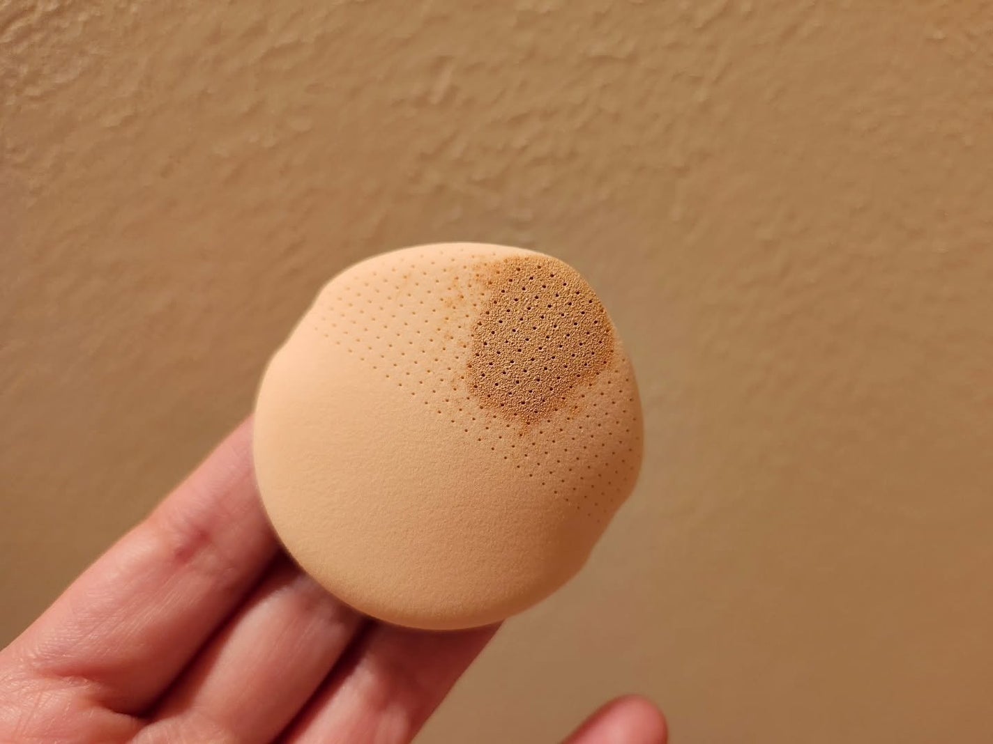 グロウフィットセラムカバークッション/ダルバ/クッションファンデーションを使ったクチコミ(5枚目)