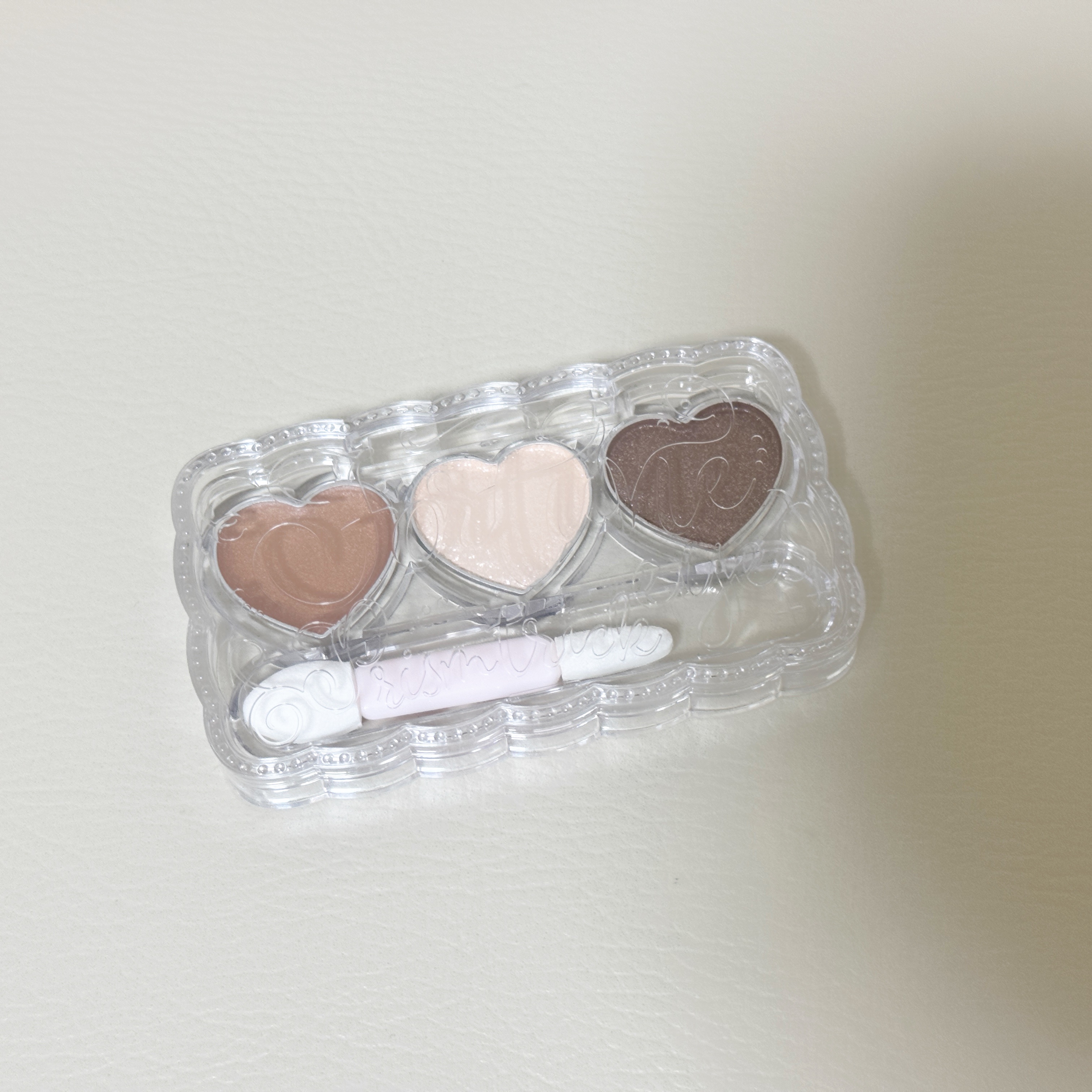 フォーチュン　ドーリーフィール　アイカラー/フォーチュン/アイシャドウパレットを使ったクチコミ（1枚目）