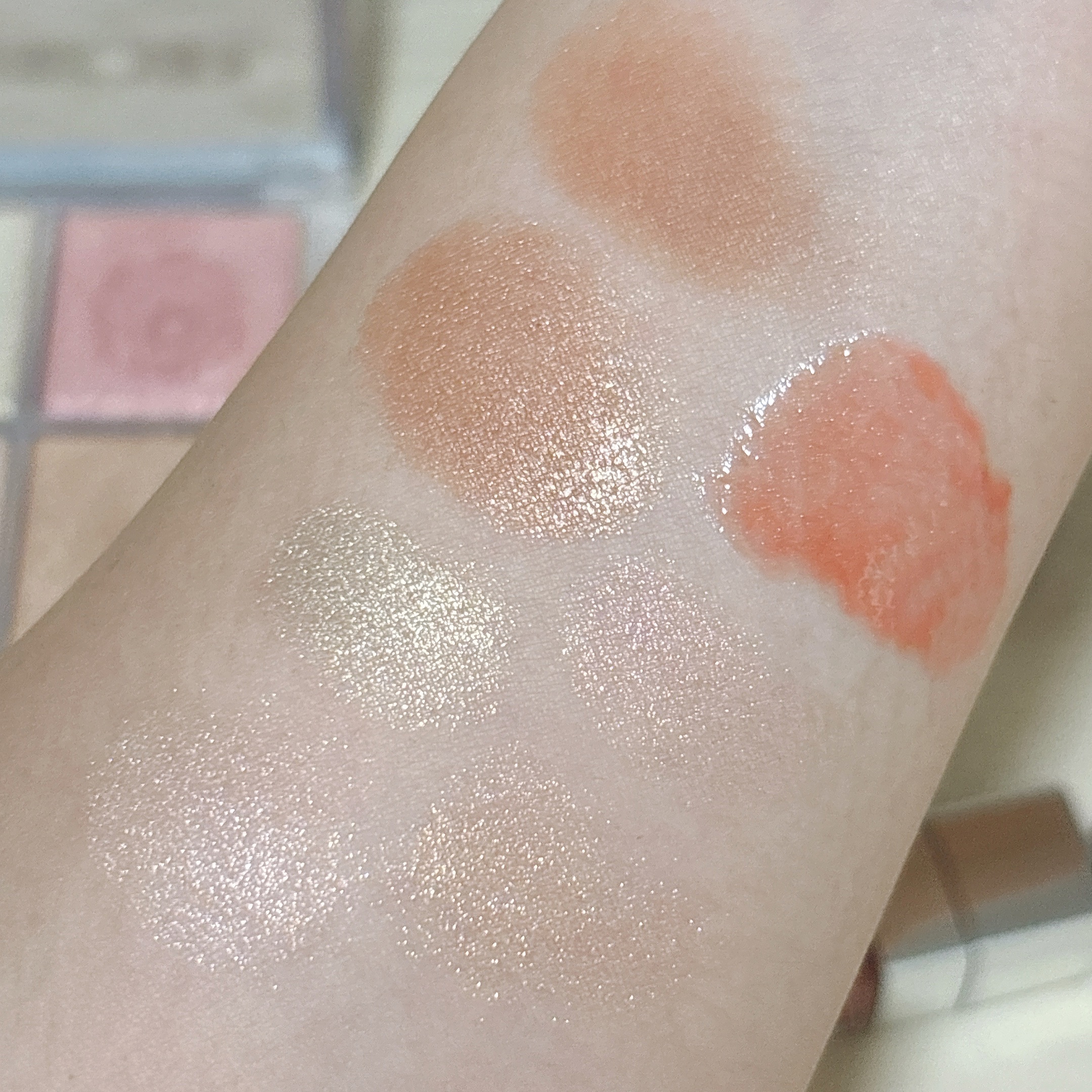 ディオール バックステージ フェイス グロウ パレット/Dior/ハイライトを使ったクチコミ（2枚目）