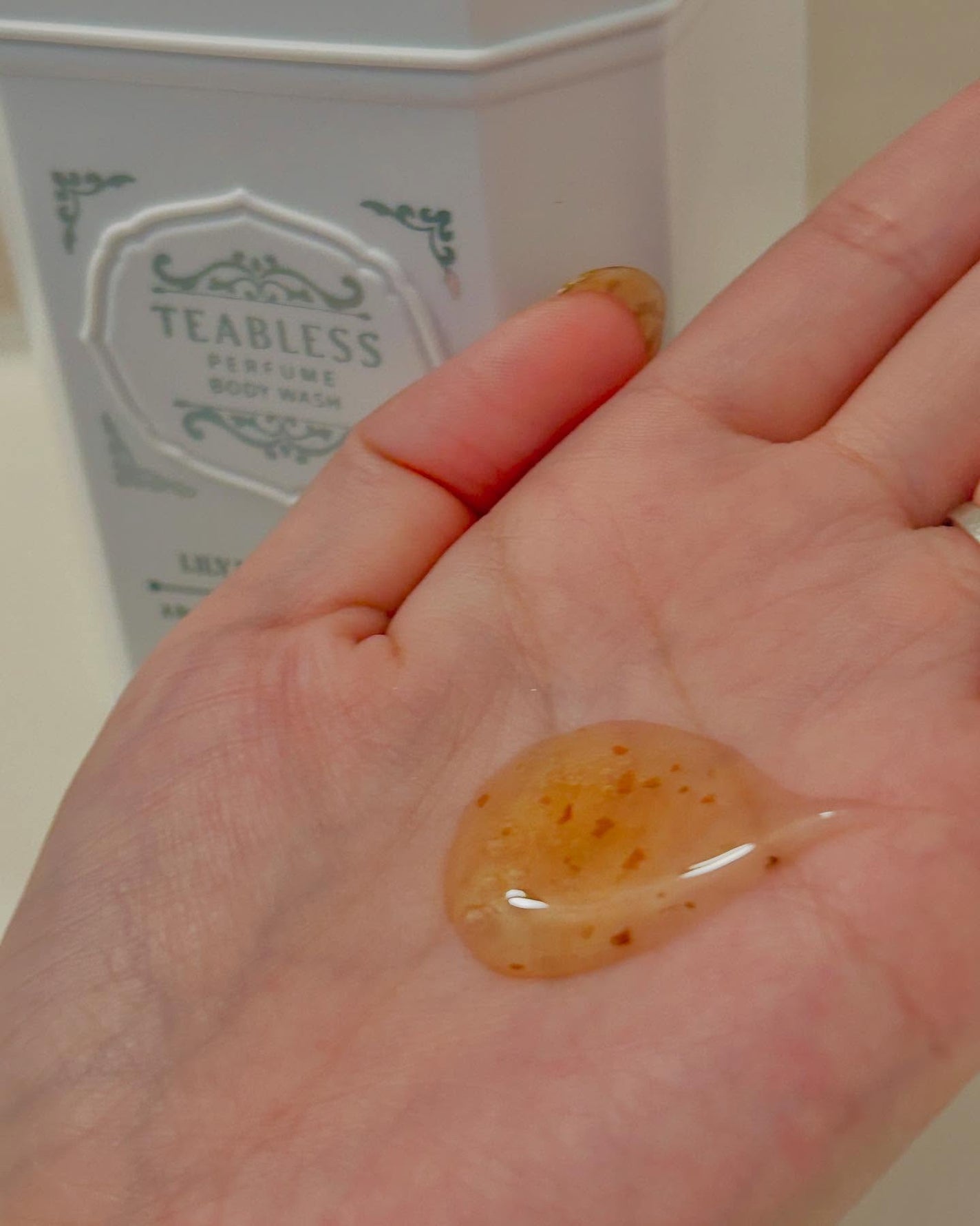パフュームボディウォッシュ リリームスクホワイトティー/TEABLESS/ボディソープを使ったクチコミ(3枚目)