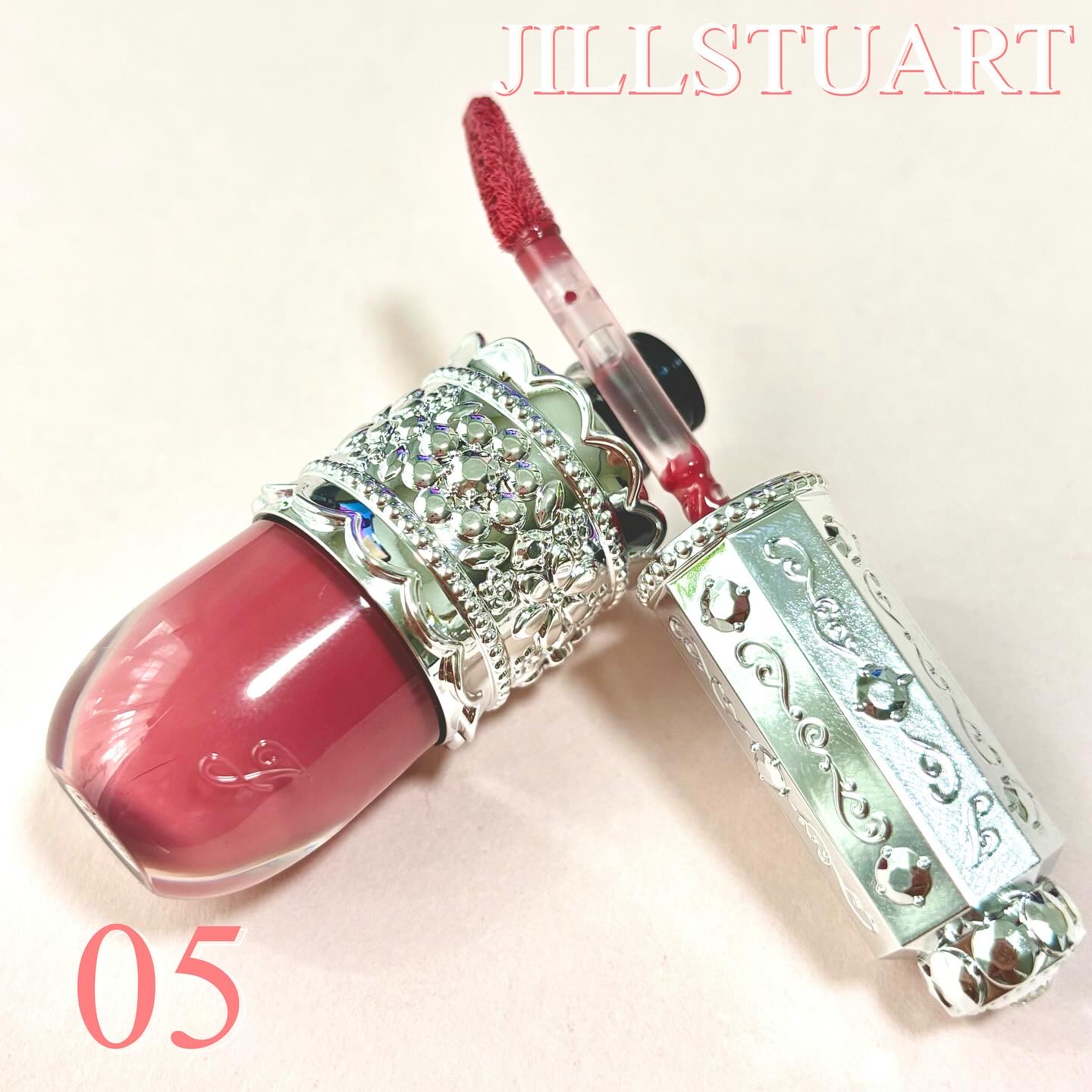 リップラッカー　ブルーミングガーランド/JILL STUART/口紅を使ったクチコミ（3枚目）