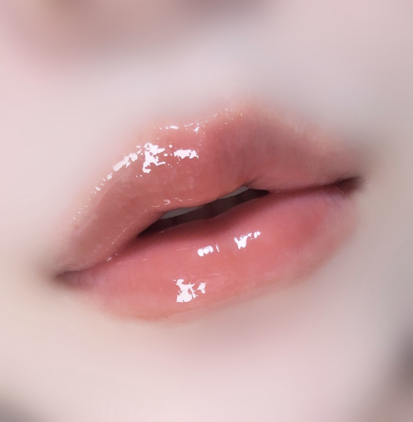 フィー 3Dボリューミンググロス A02 ソルベ 30%/fwee/リップグロスを使ったクチコミ（1枚目）