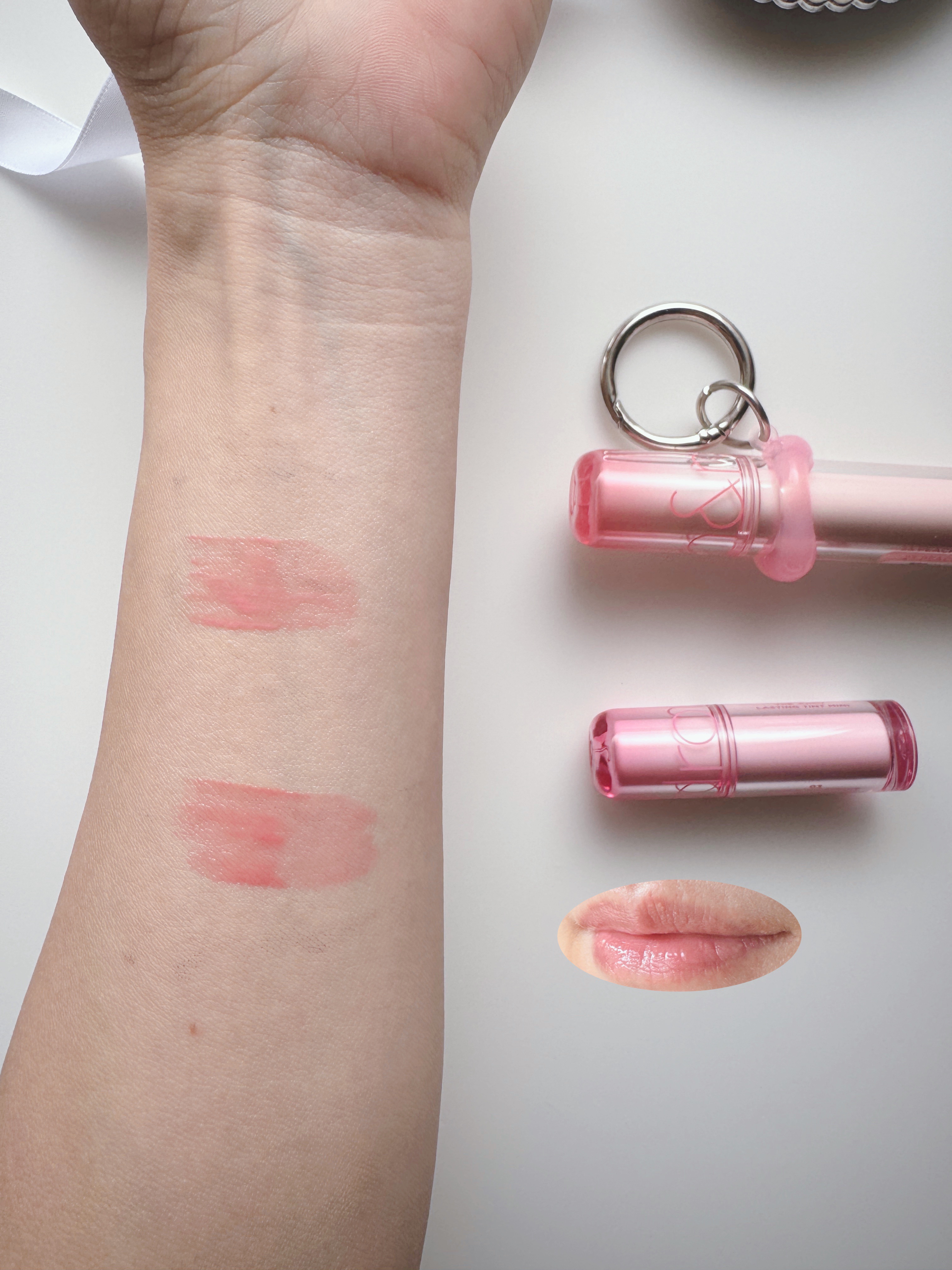 ザ ジューシーラスティングティント/rom&nd/リップティントを使ったクチコミ（3枚目）