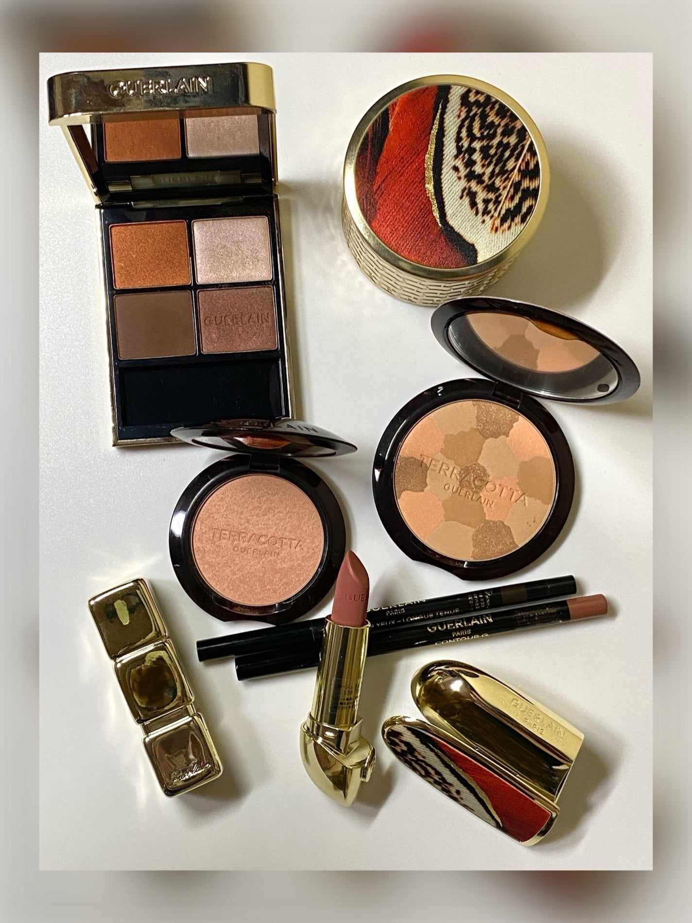 メテオリット ビーユ/GUERLAIN/フェイスパウダーを使ったクチコミ(2枚目)