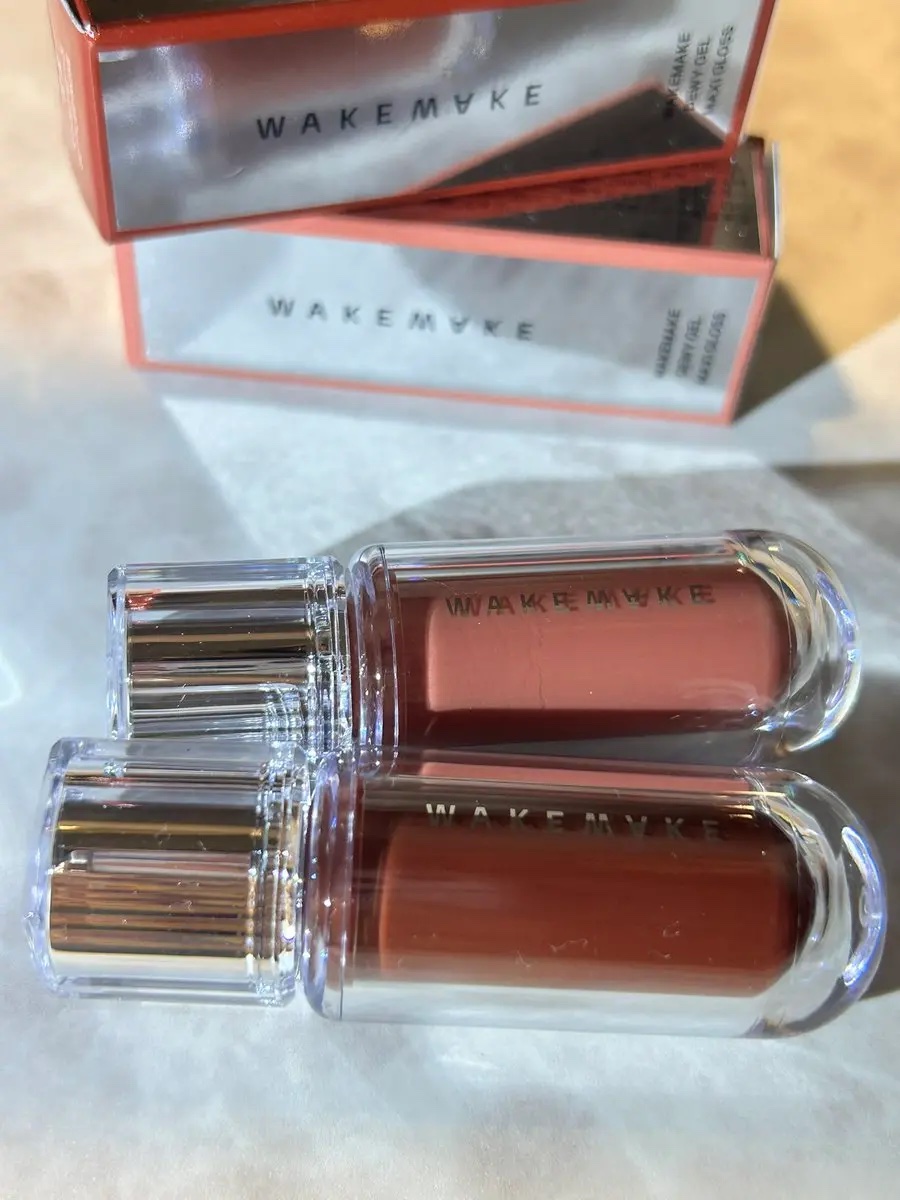 デュイジェルマキシグロス 10 ヴェールドミューズ/wakemake/リップグロスを使ったクチコミ（1枚目）