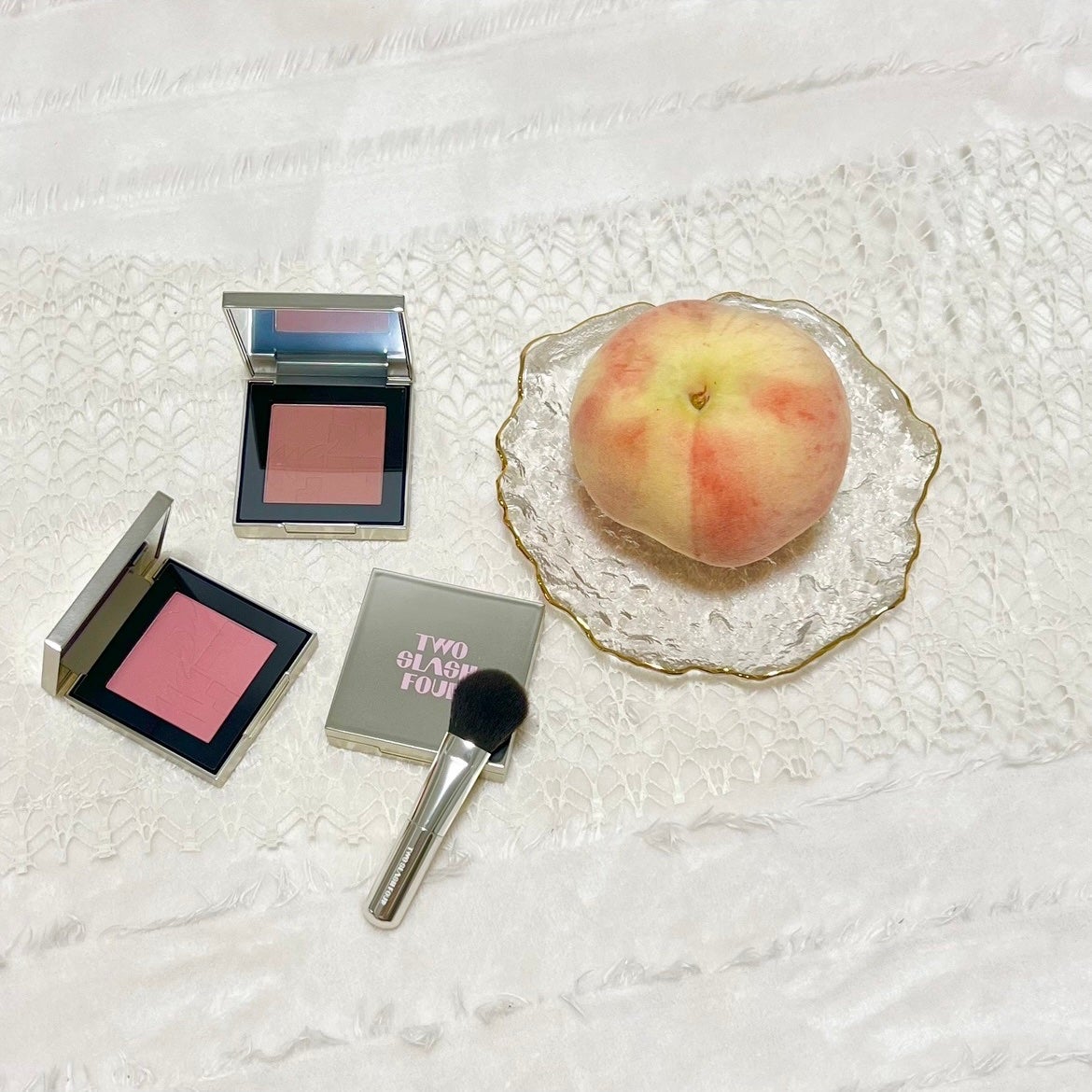 オールオーバーフェイスブラッシュ/TWO SLASH FOUR/パウダーチークを使ったクチコミ(1枚目)