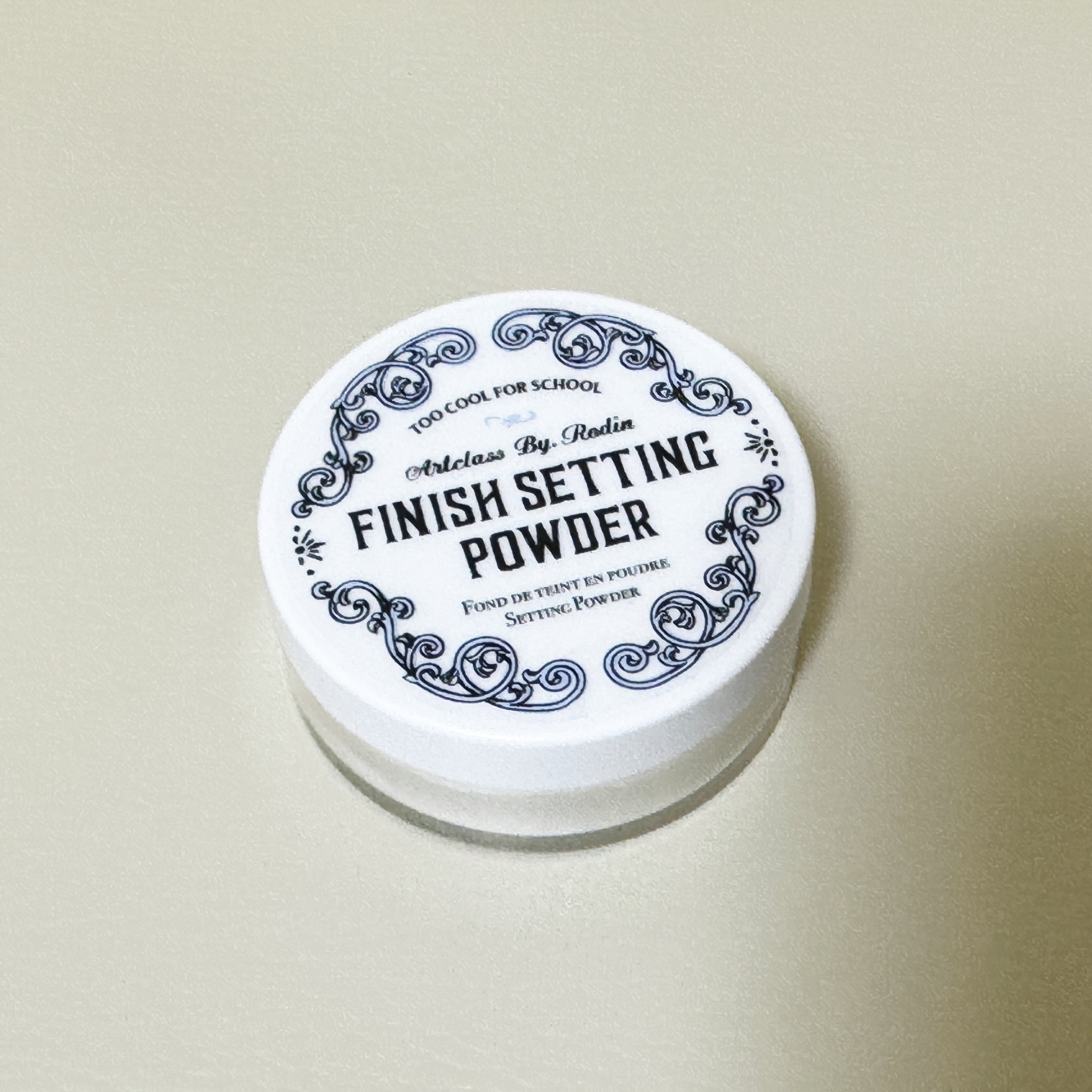 バイロダンフィニッシュセッティングパウダー/too cool for school/ルースパウダーを使ったクチコミ（1枚目）