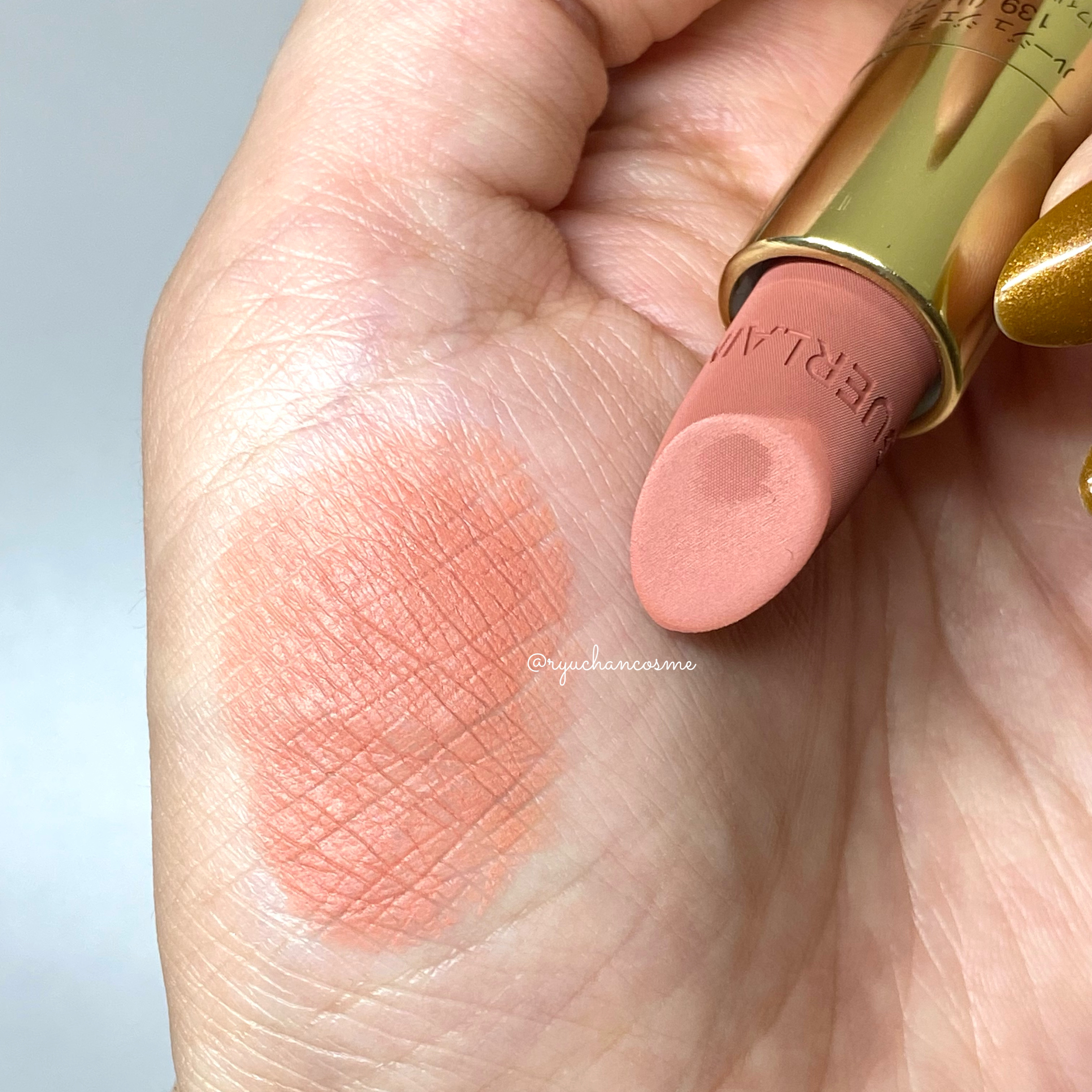  ルージュ ジェ ラグジュリアス ヴェルヴェット/GUERLAIN/口紅を使ったクチコミ（2枚目）