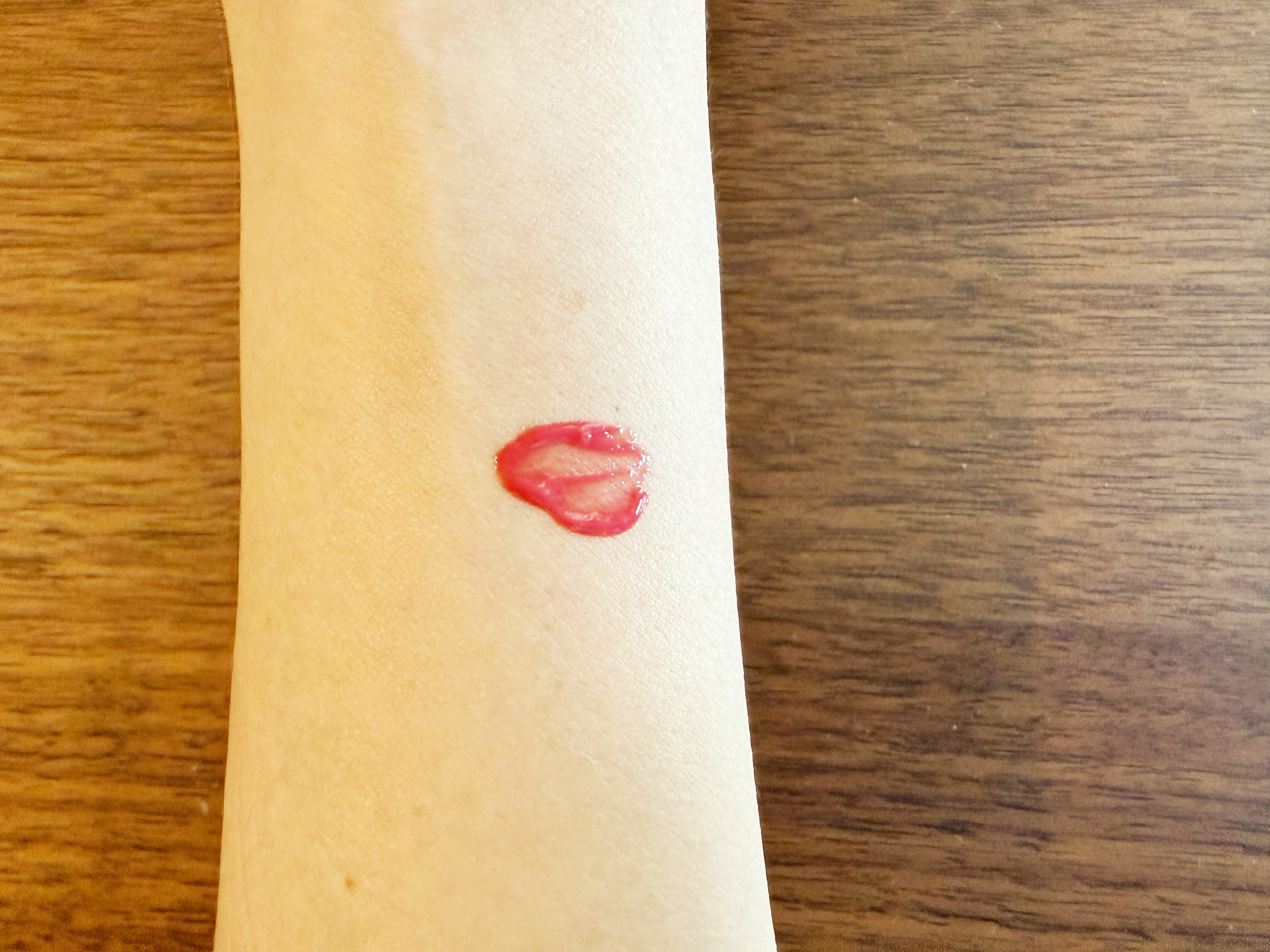 ジューシーデューイグロウティント/dasique/リップティントを使ったクチコミ（3枚目）