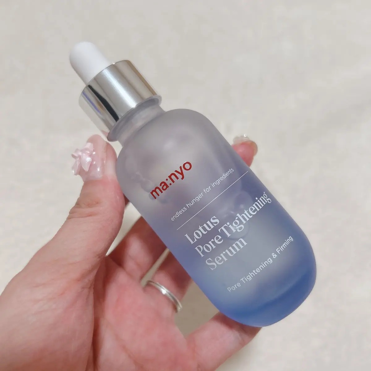 ロータスポアタイトニングセラム/manyo/美容液を使ったクチコミ（2枚目）