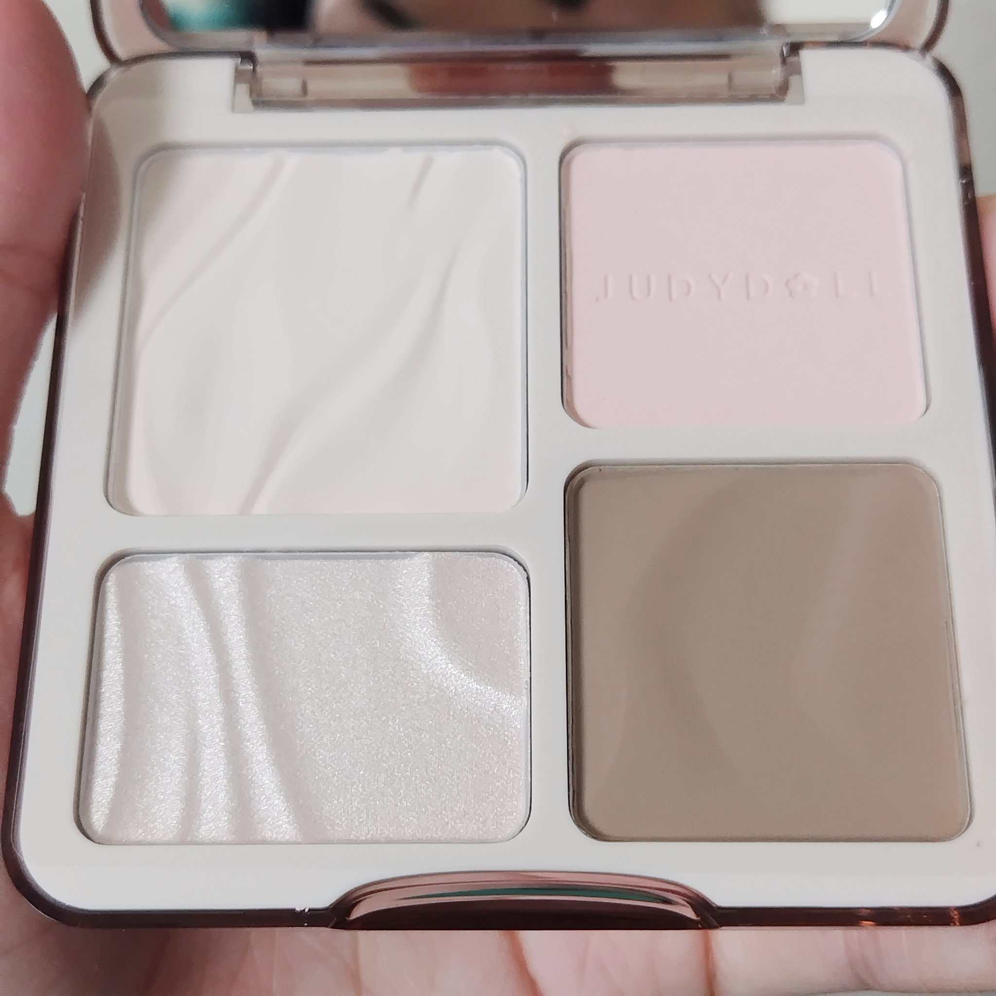 JUDYDOLL メリハリマスターパレット/JUDYDOLL/パウダーハイライトを使ったクチコミ（3枚目）