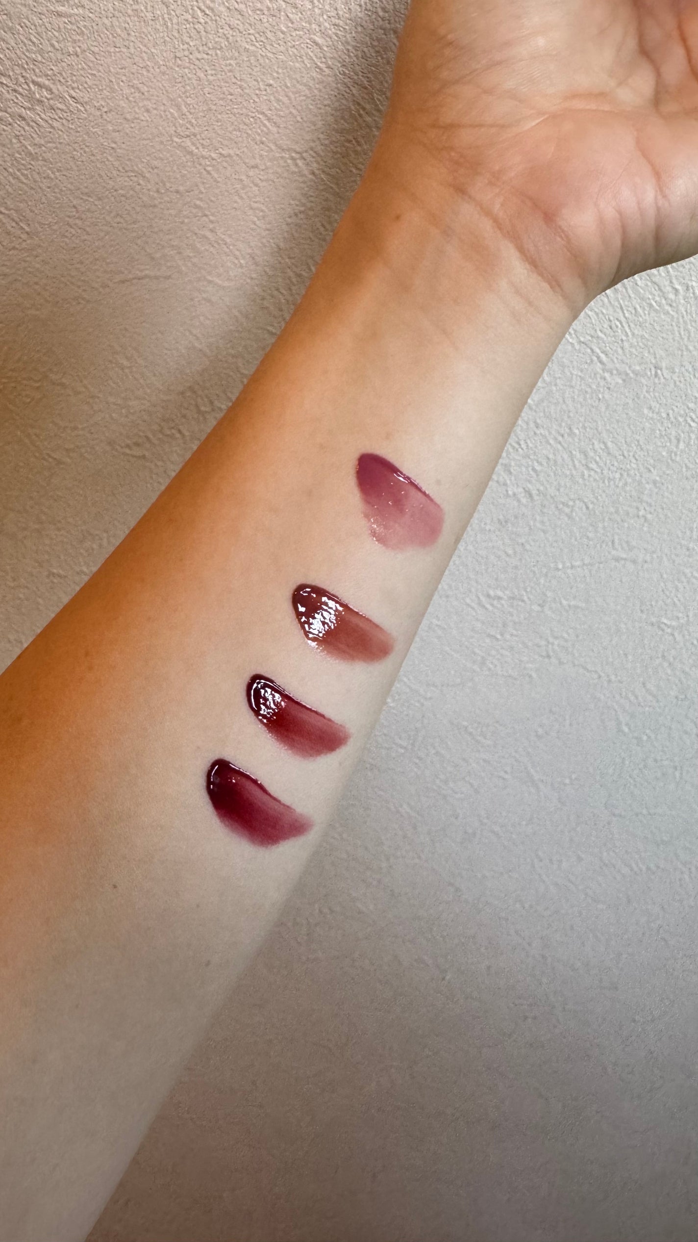 ぽぽ on LIPS 「ブランド様から提供いただき使用してみました。高級感がありコロン..」(3枚目)