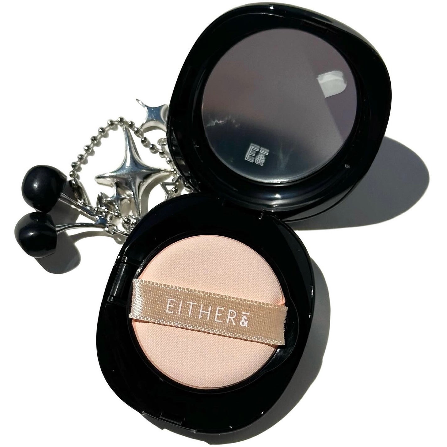 プベルグロウクッション ミニ/EITHER&/クッションファンデーションを使ったクチコミ(4枚目)