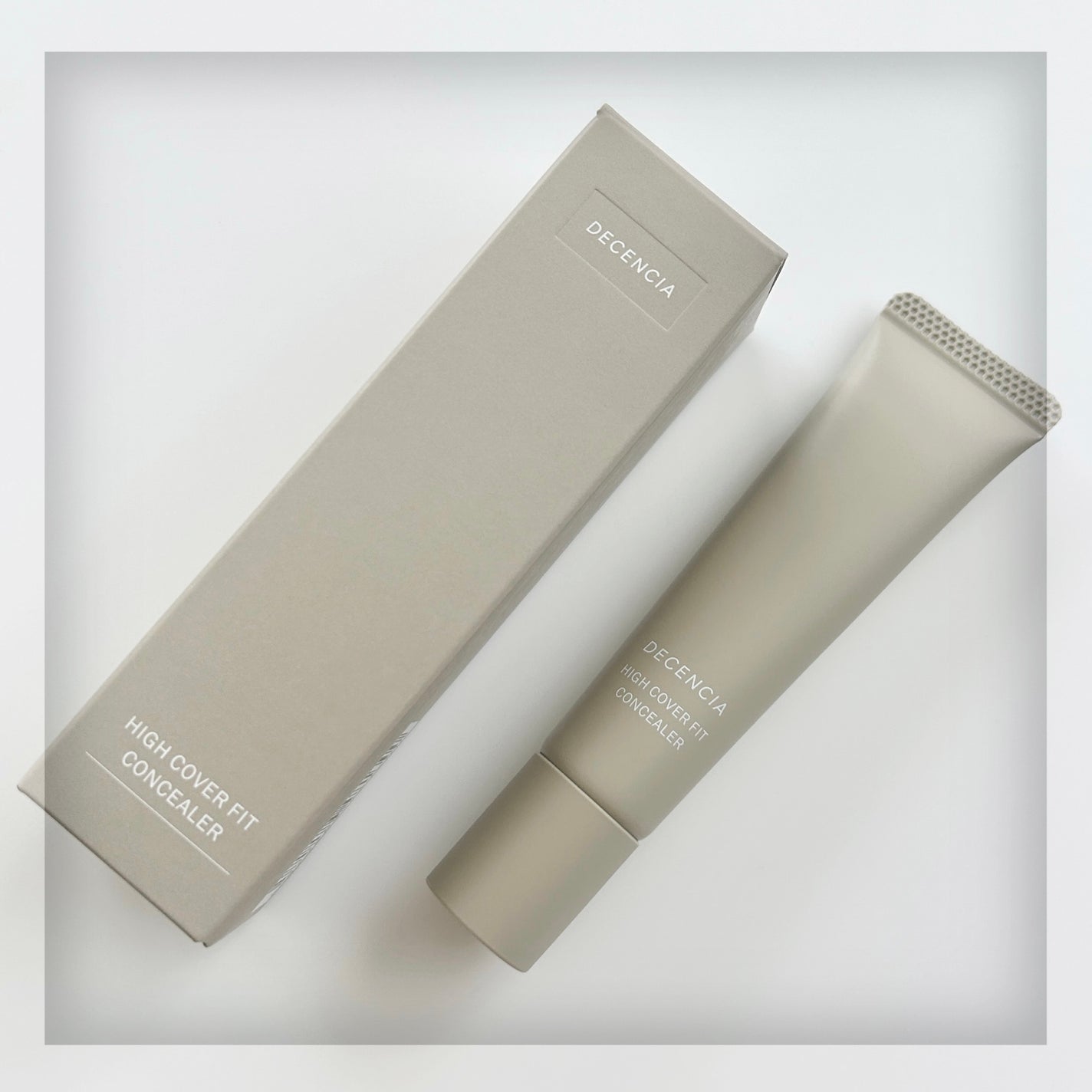 ディセンシア ハイカバーフィット コンシーラー/DECENCIA/リキッドコンシーラーを使ったクチコミ(1枚目)