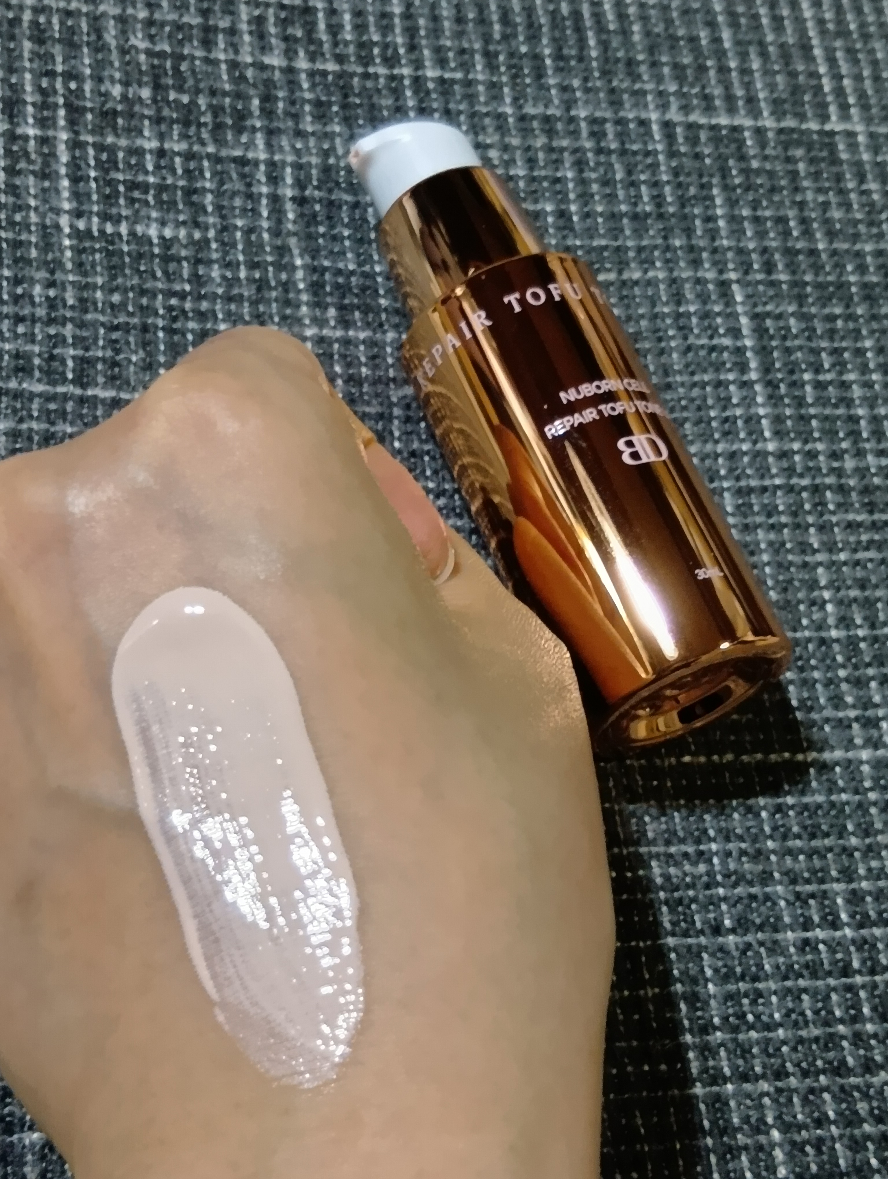 [ブランドゥブ]ヌボンセル リペア豆腐 トーンアップクリーム (SPF40・PA++)/BLANC DUBU/化粧下地を使ったクチコミ（3枚目）