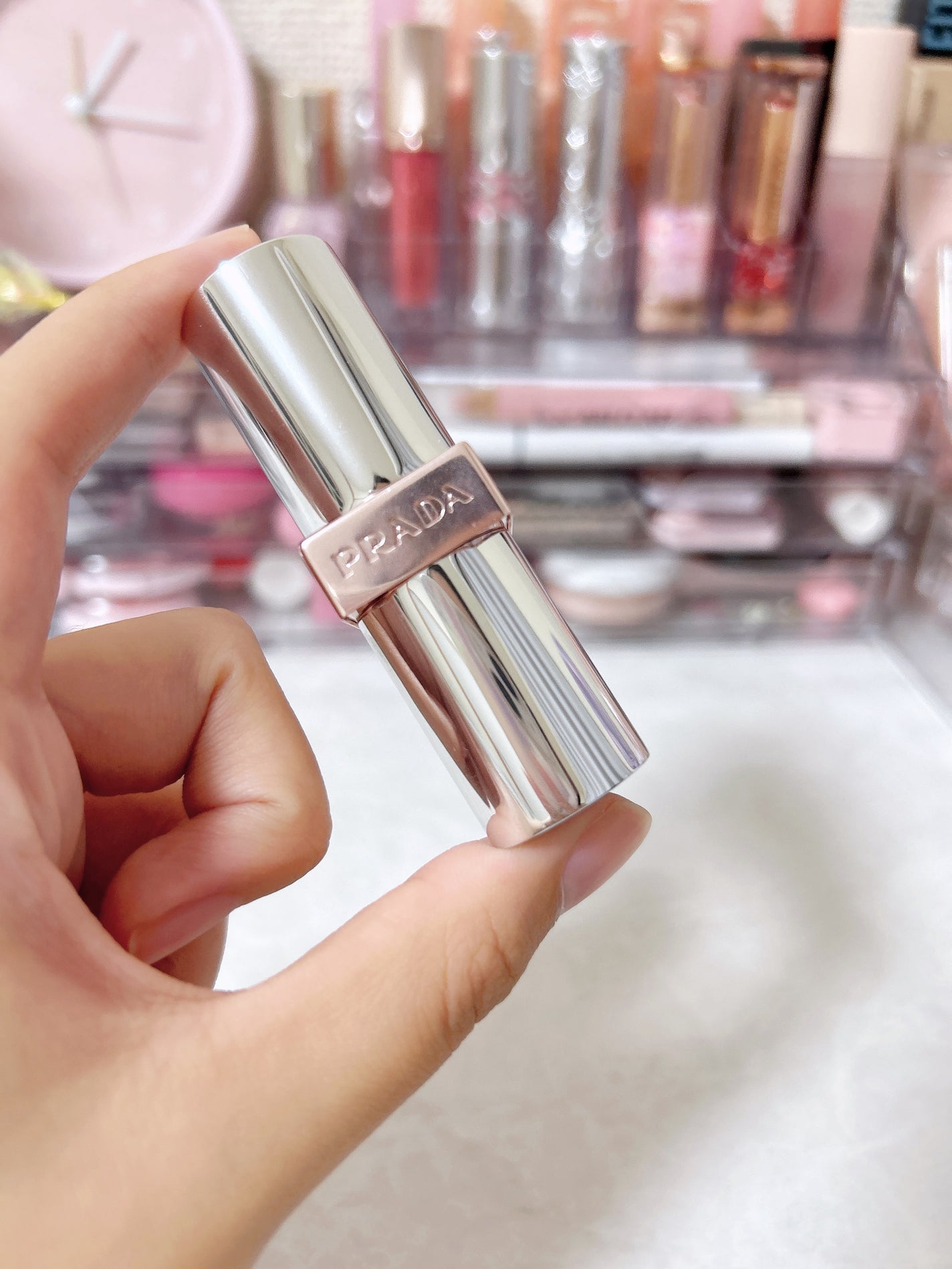 プラダ ライト グローイング リップバーム/PRADA BEAUTY/リップバームを使ったクチコミ(1枚目)