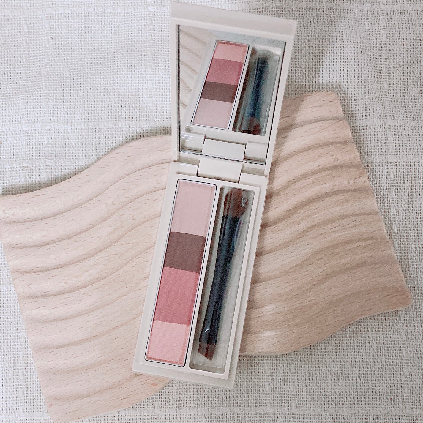 フラッフデザイン アイブロウパウダー/Visée/パウダーアイブロウを使ったクチコミ(3枚目)