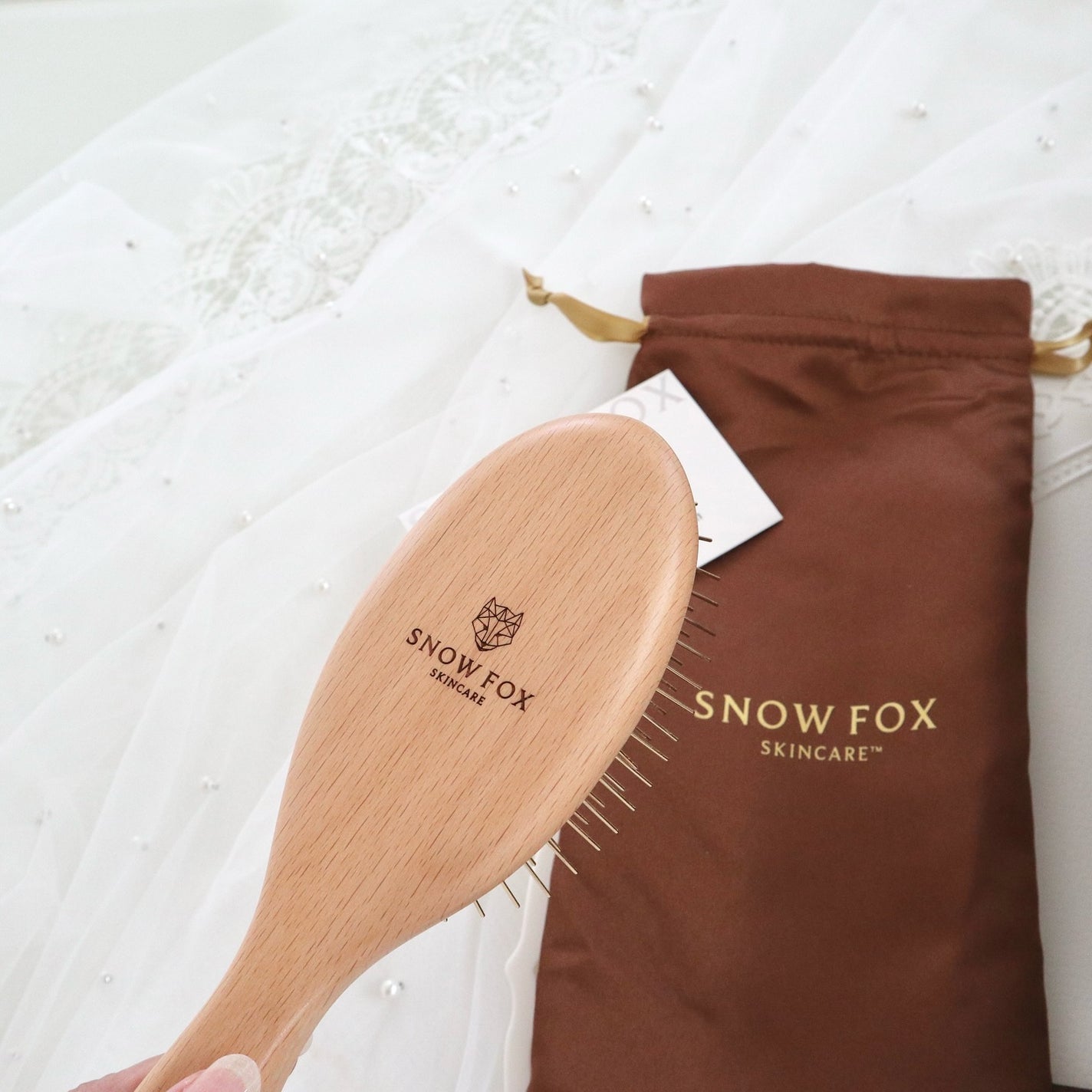 プレミアム FOXカッサ ウッド ヘアブラシ/SNOW FOX SKINCARE/メイクブラシを使ったクチコミ(3枚目)