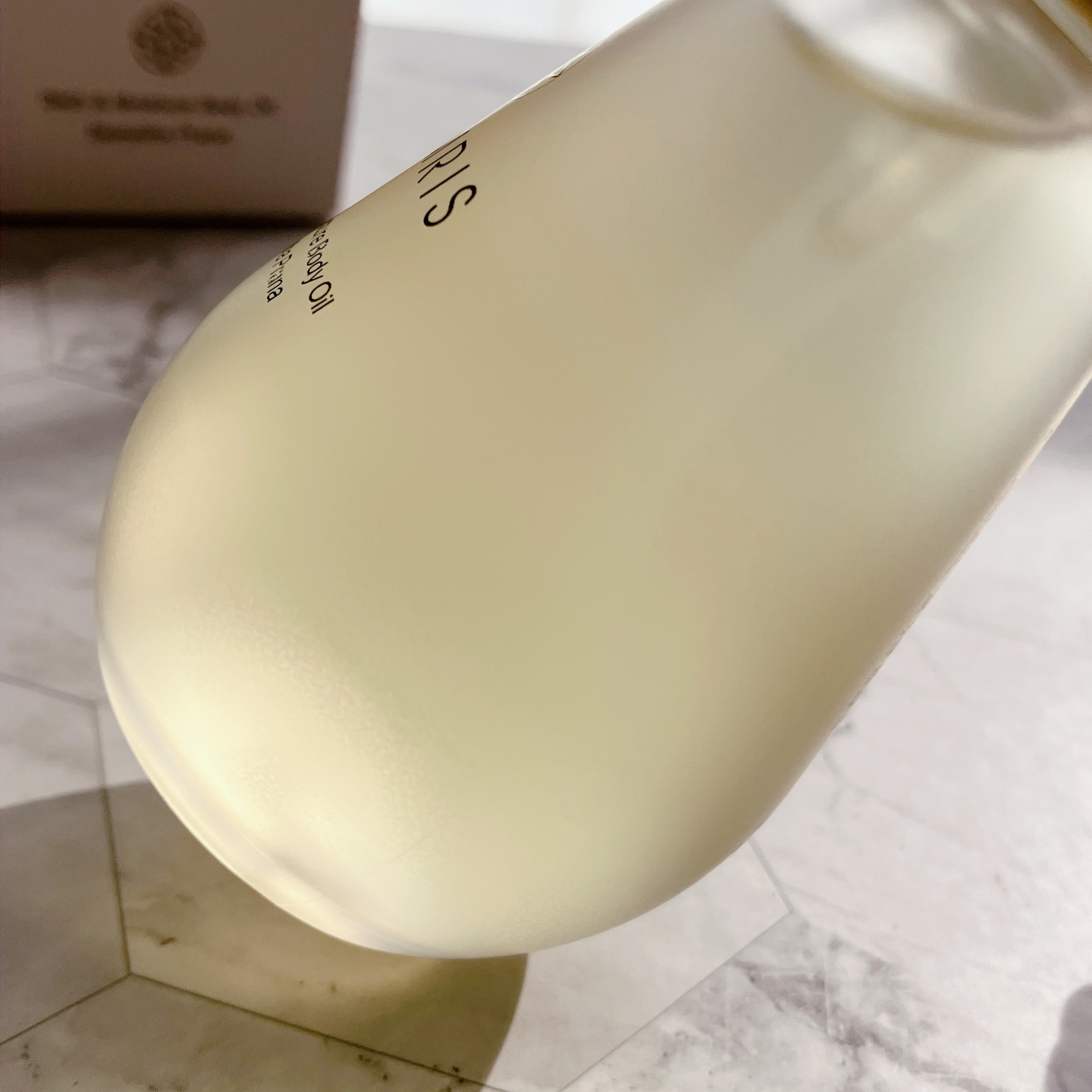 バス＆モイスチャーボディオイル/REMRIS/ボディオイルを使ったクチコミ（2枚目）