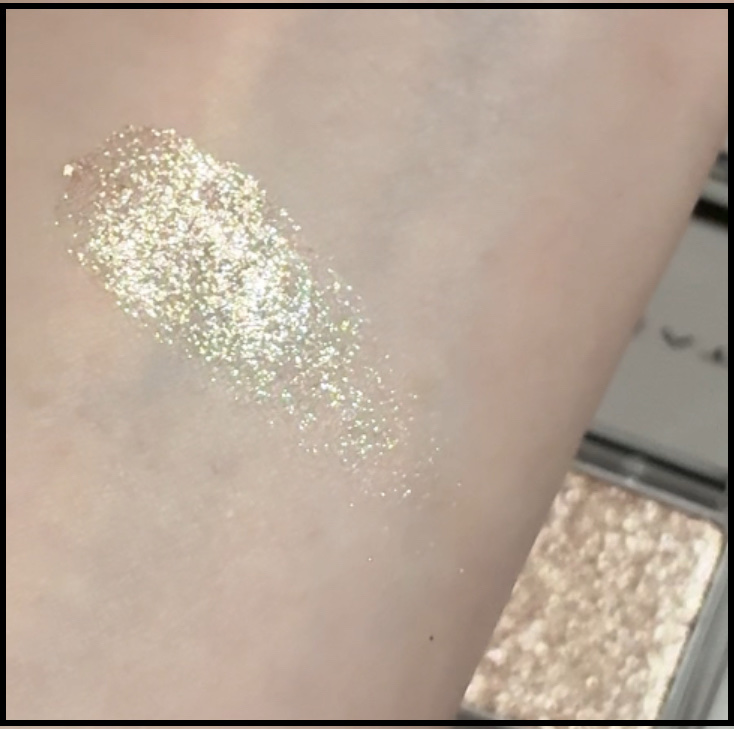 ケイト ザ アイカラー/KATE/単色アイシャドウを使ったクチコミ（3枚目）