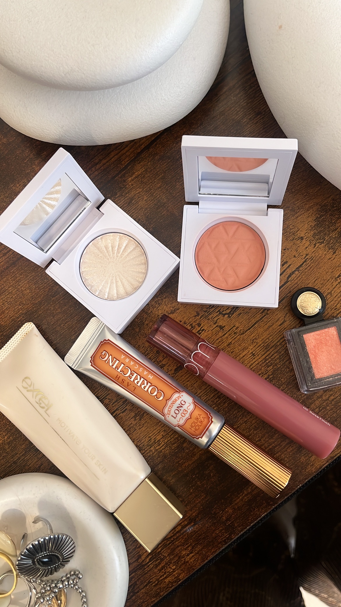 OFRA mini Highlighter/Ofra Cosmetics/パウダーハイライトを使ったクチコミ（1枚目）