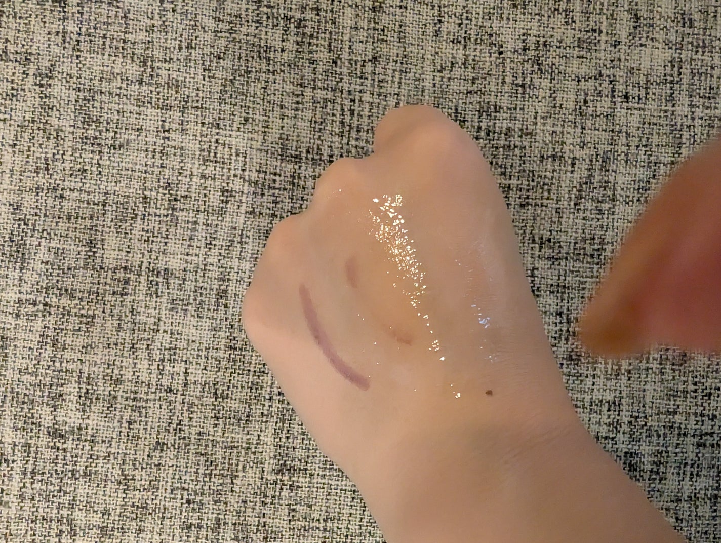 クッションジェルクレンジング/アカラン/クレンジングジェルを使ったクチコミ(4枚目)