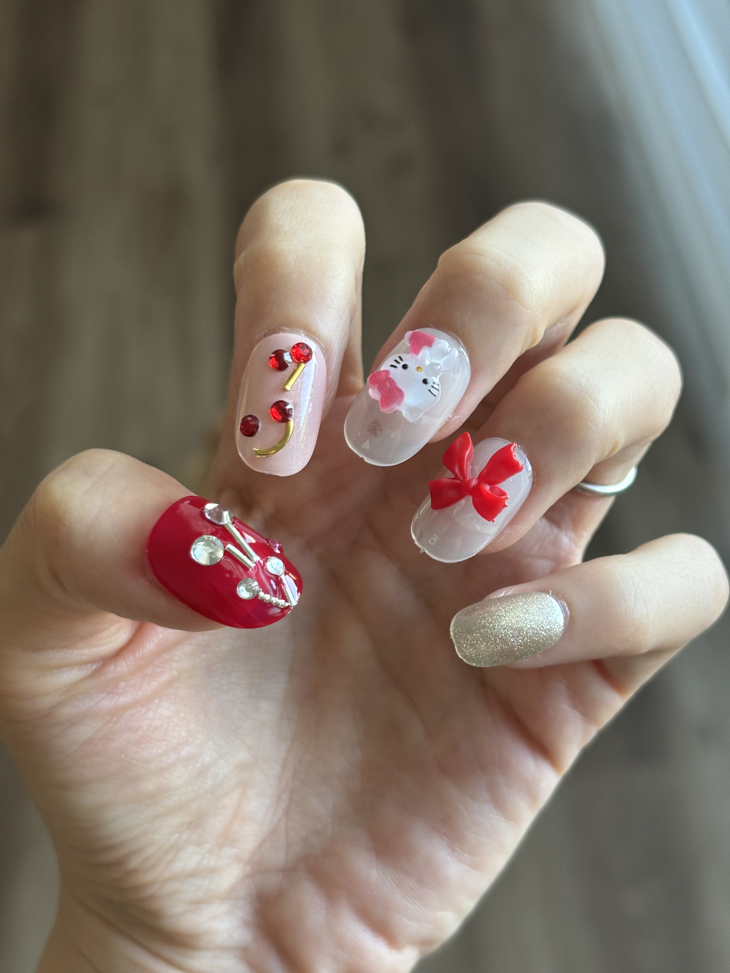 カラフルネイルズ/キャンメイク/マニキュアを使ったクチコミ（2枚目）