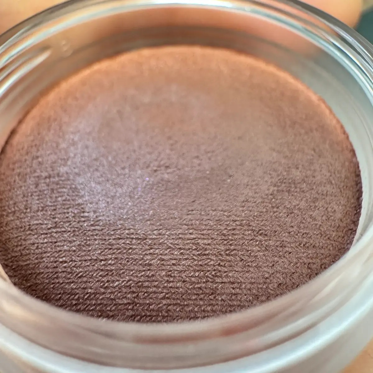 アイグロウジェム スキンシャドウ 25M downy mink/DECORTÉ/ジェル・クリームアイシャドウを使ったクチコミ（3枚目）