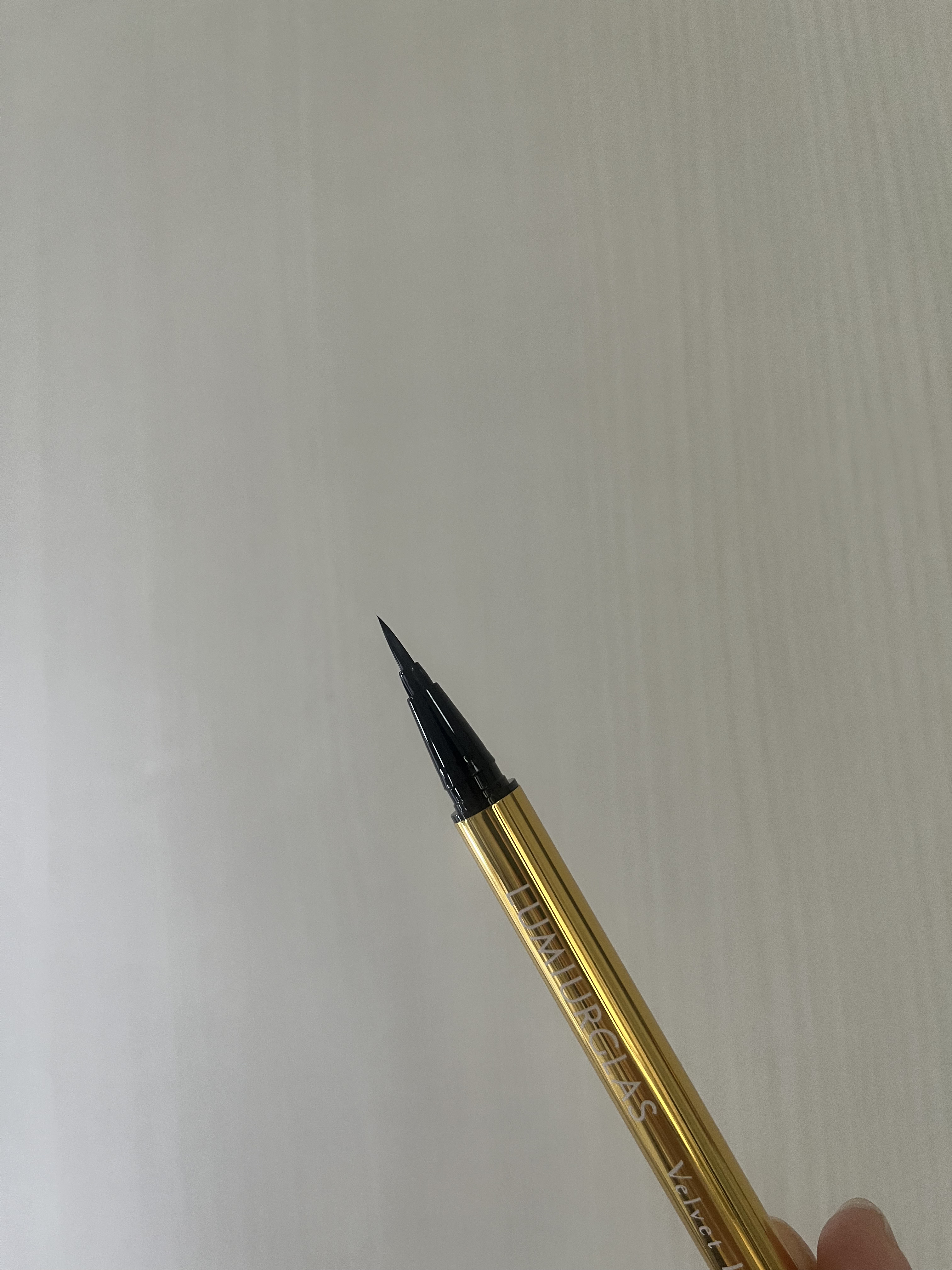 ベルベットライナー/LUMIURGLAS/リキッドアイライナーを使ったクチコミ（3枚目）