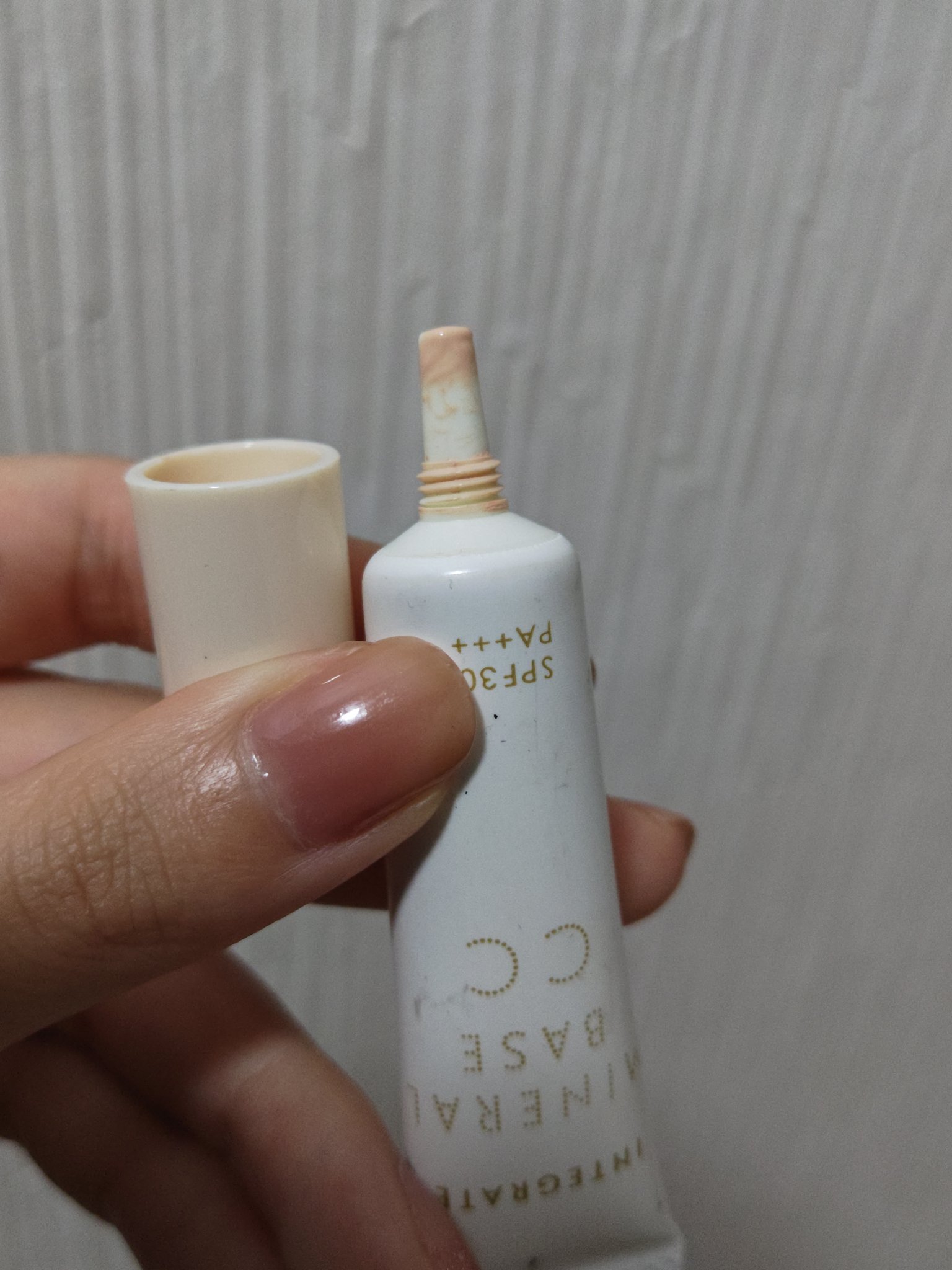 ミネラルベース CC/インテグレート/CCクリームを使ったクチコミ（3枚目）