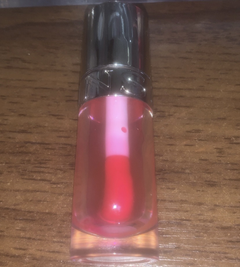 リップコンフォートオイル 04 ピタヤ/CLARINS/リップグロスを使ったクチコミ（1枚目）