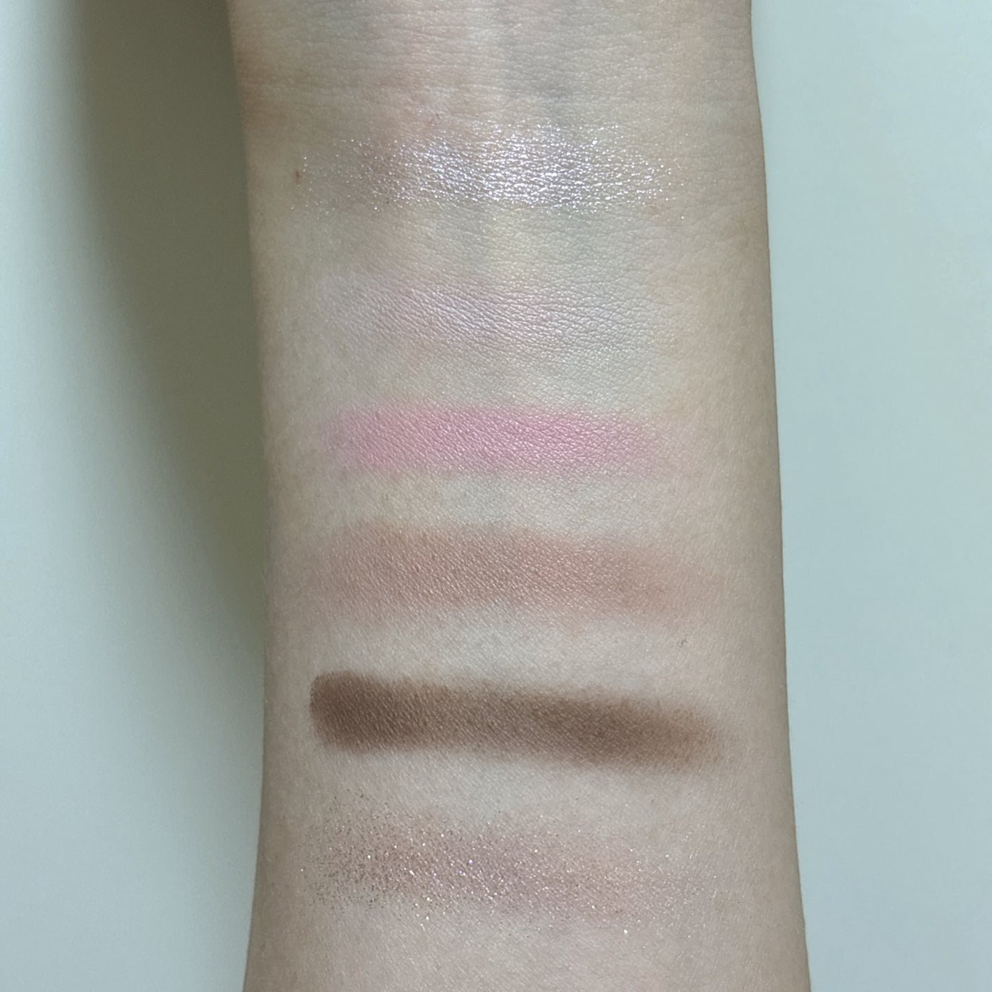 宝石アイシャドウ/GOGO TALES/アイシャドウパレットを使ったクチコミ(2枚目)